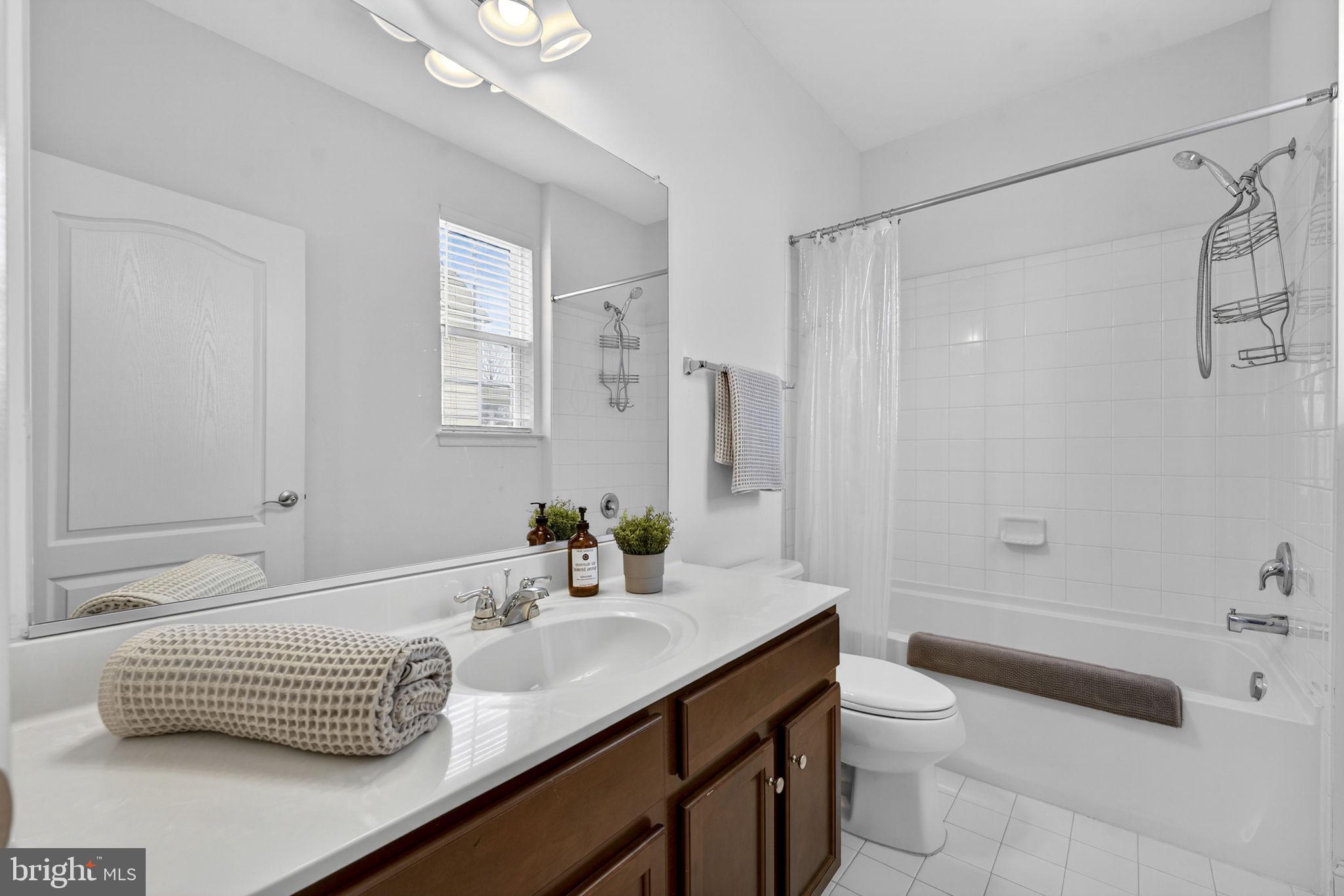 ROCKBRIDGE - Residential