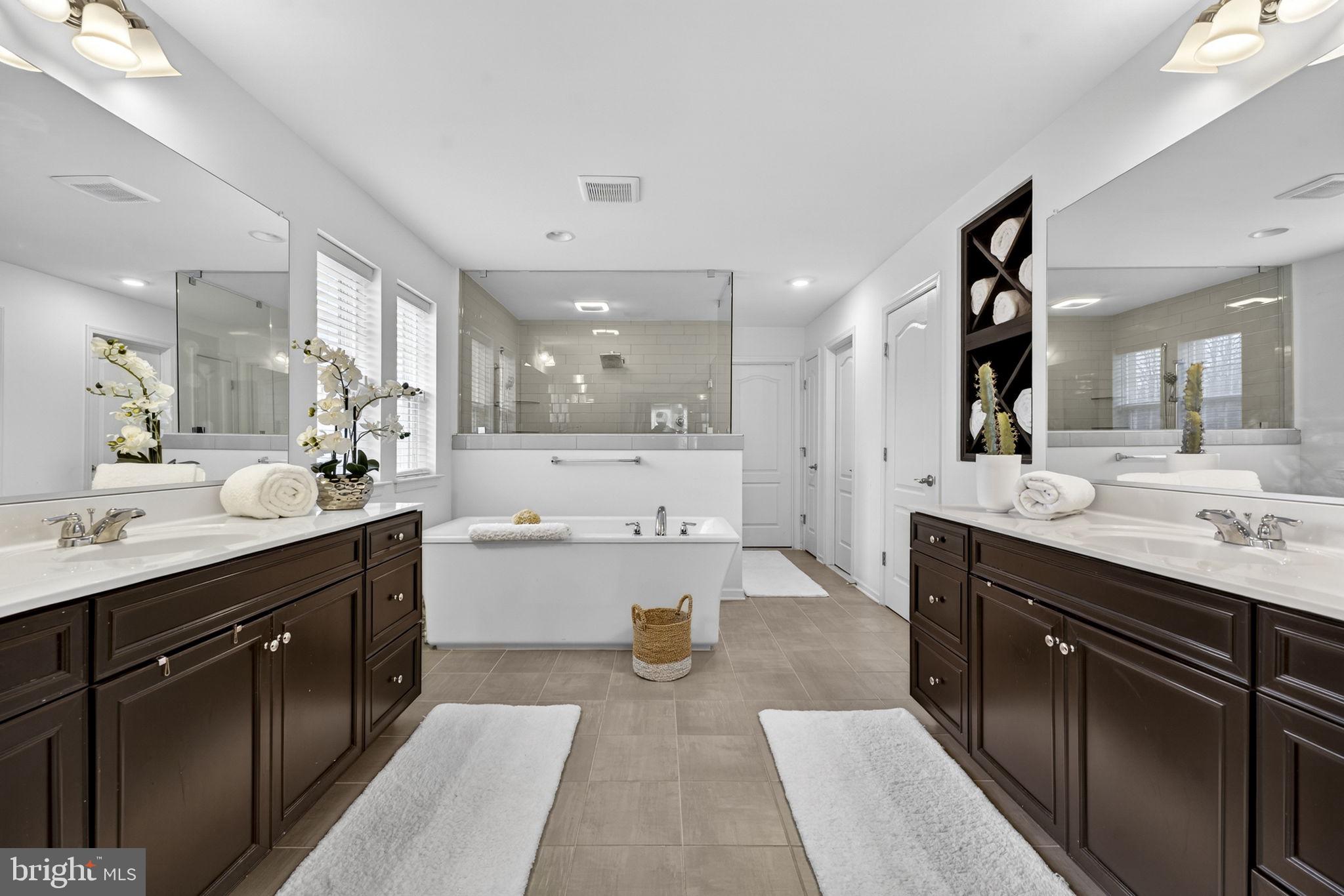 ROCKBRIDGE - Residential