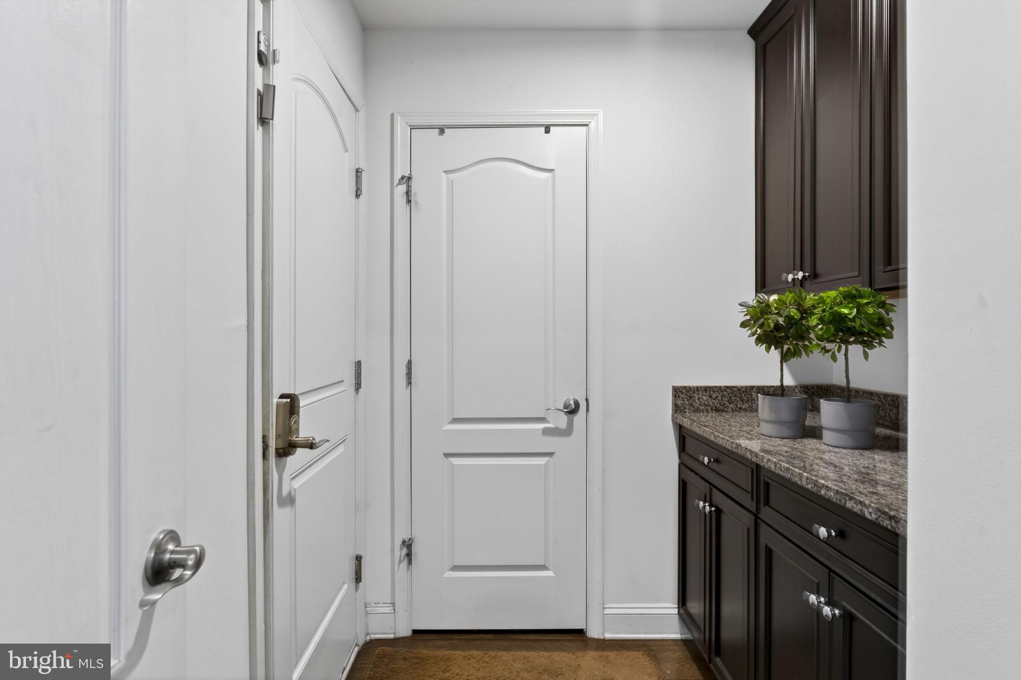 ROCKBRIDGE - Residential