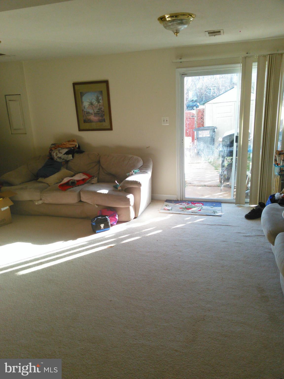 DALE CITY - Residential