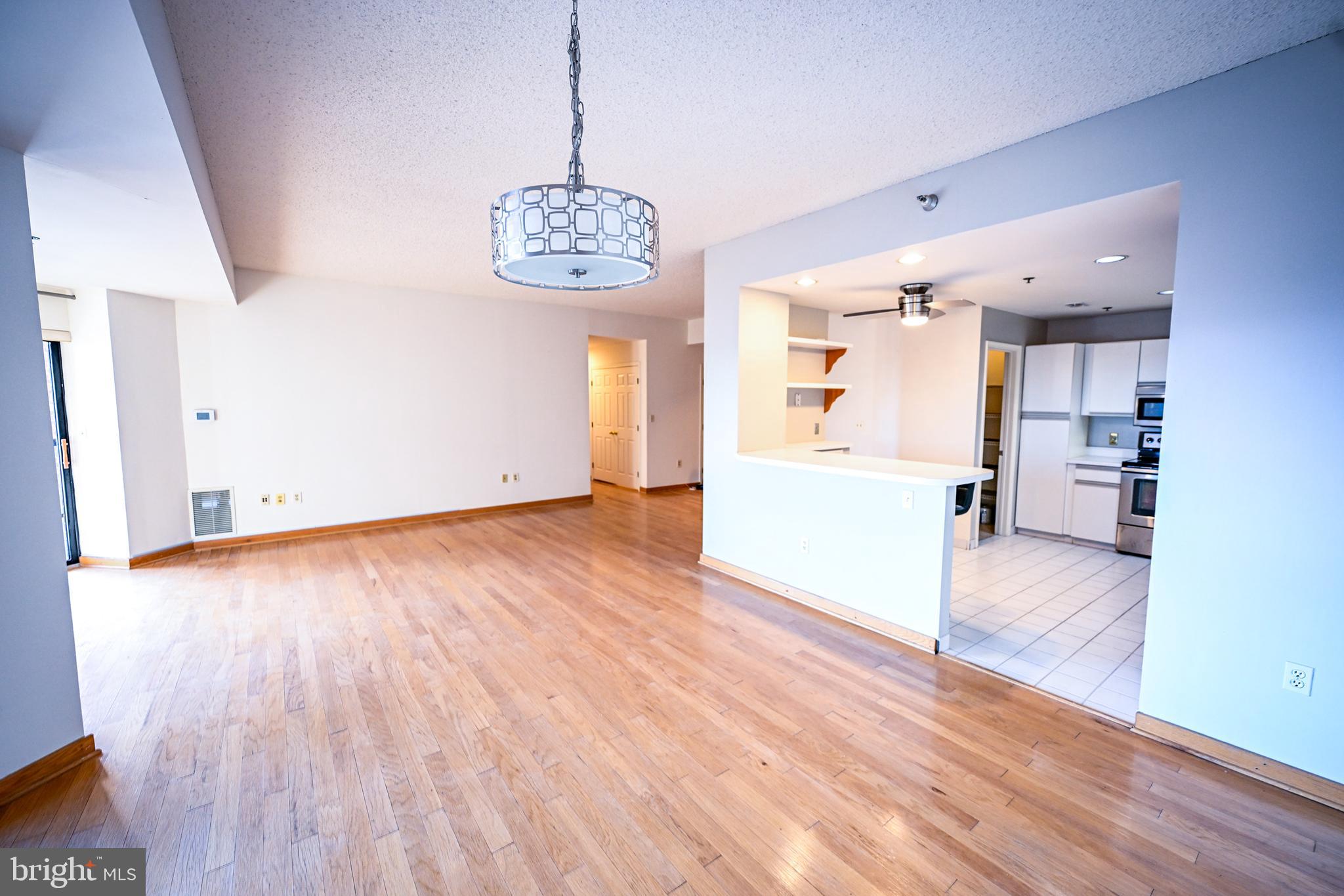 ANCHORAGE TOWERS - Residential Lease