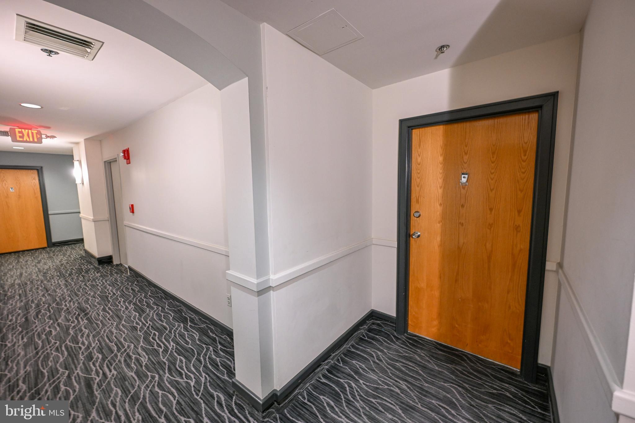 ANCHORAGE TOWERS - Residential Lease