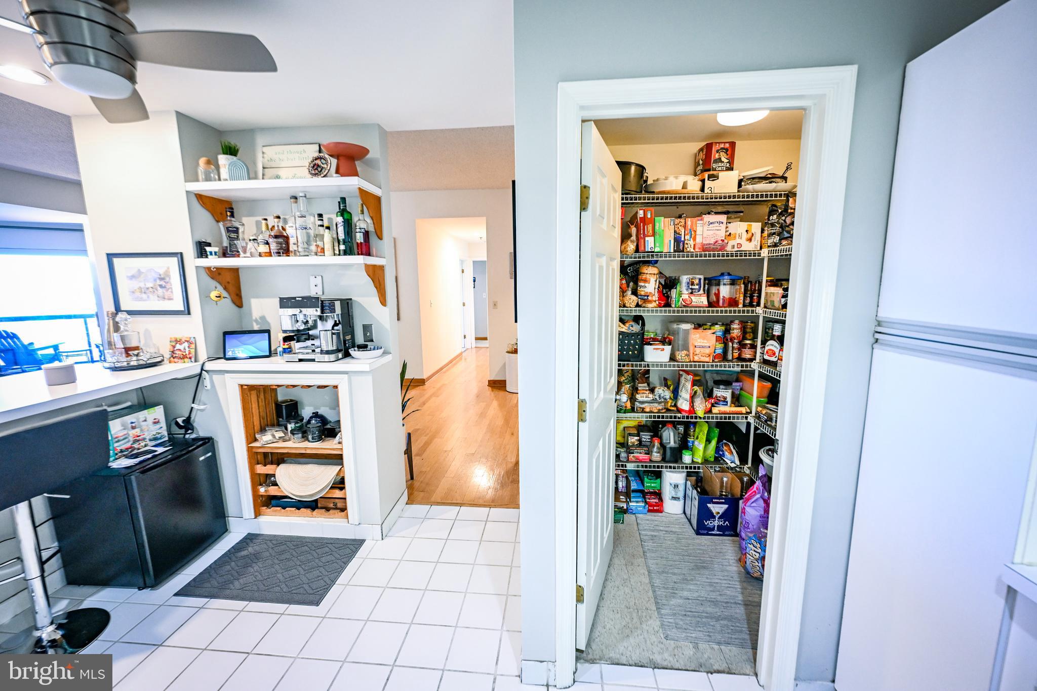 ANCHORAGE TOWERS - Residential Lease