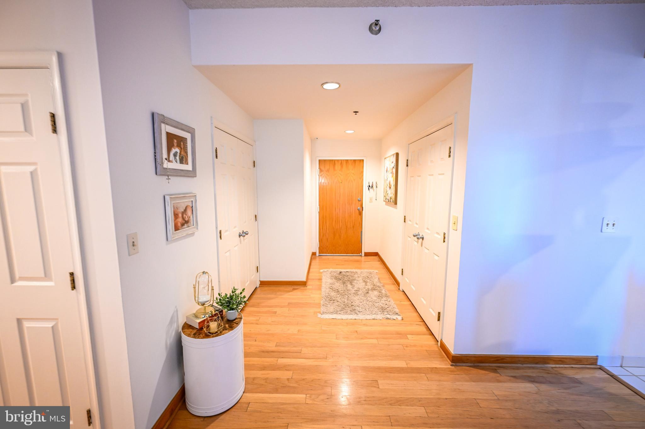 ANCHORAGE TOWERS - Residential Lease