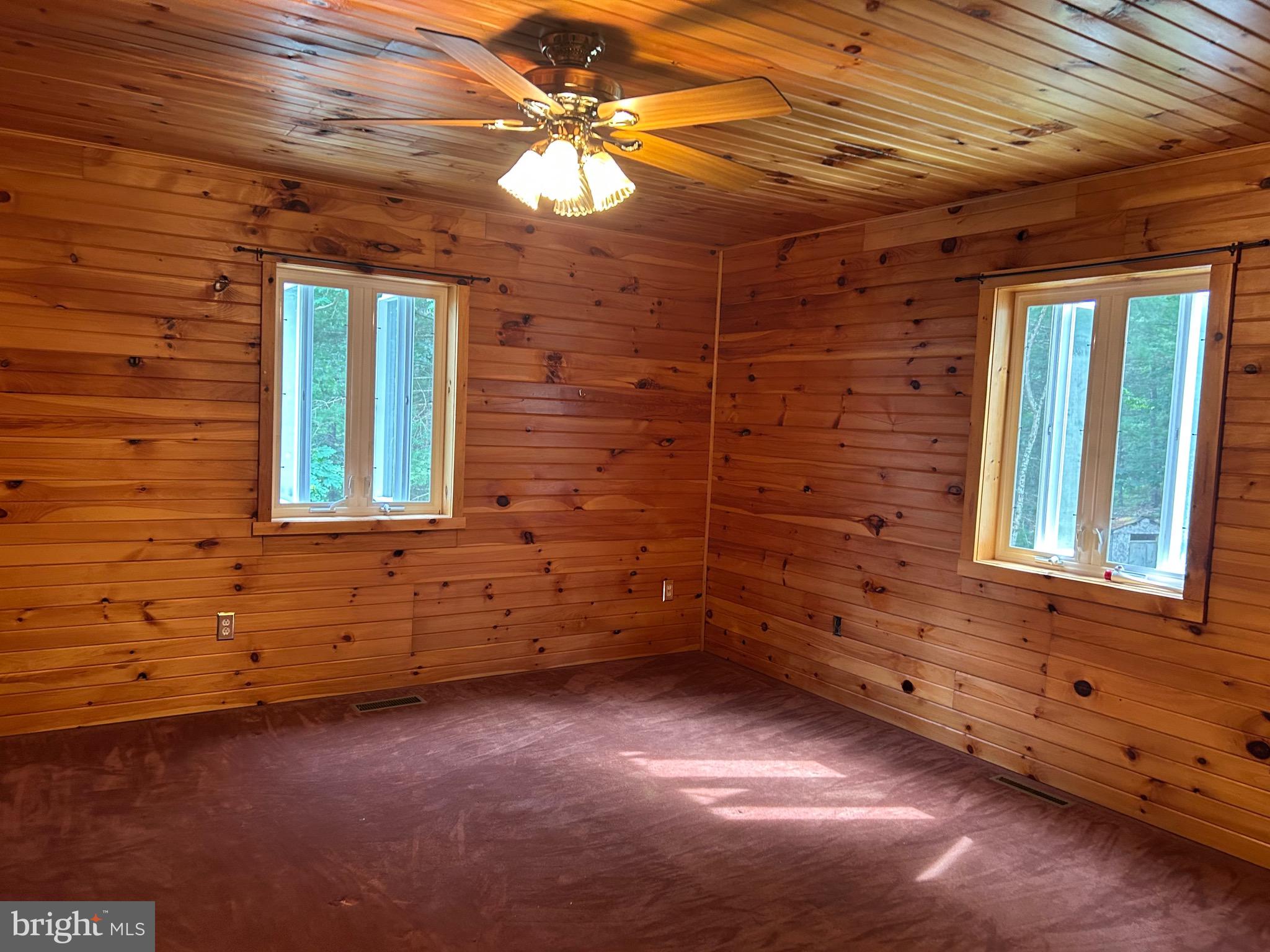 TREASURE MOUNTAIN ESTATES - Residential