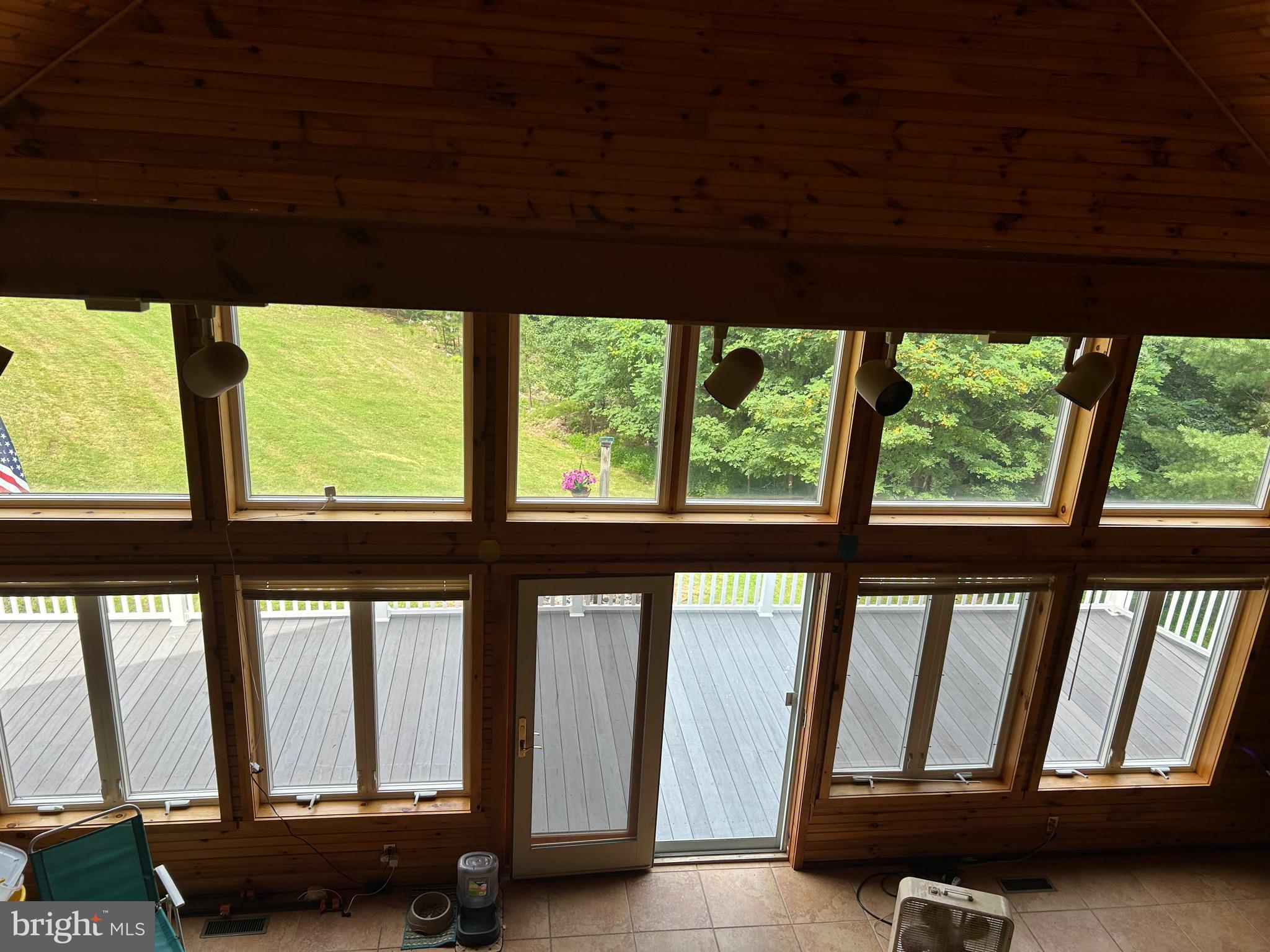 TREASURE MOUNTAIN ESTATES - Residential