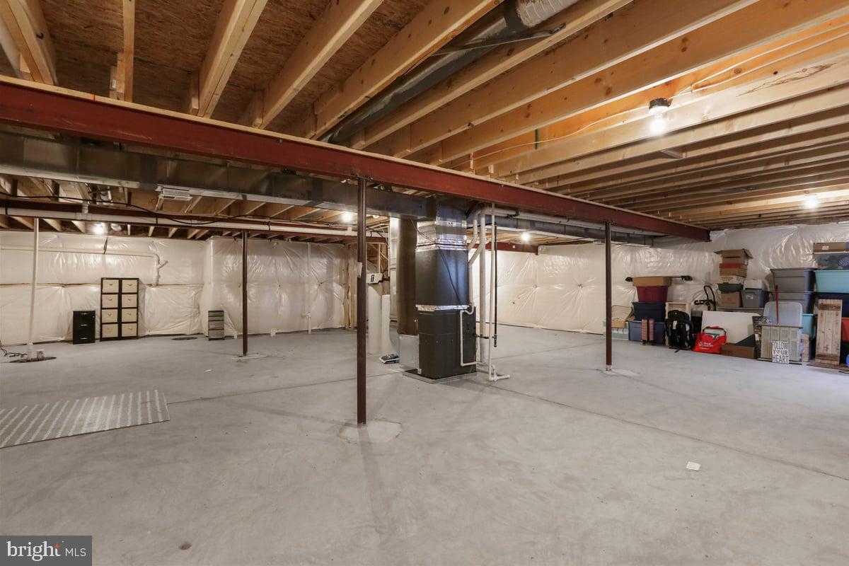 THE LAKES AT MARTINSBURG - Residential