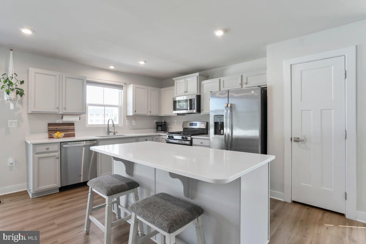 THE LAKES AT MARTINSBURG - Residential