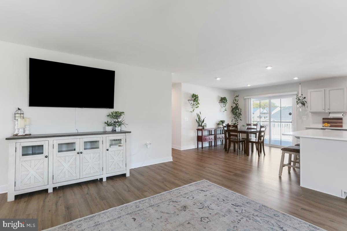 THE LAKES AT MARTINSBURG - Residential