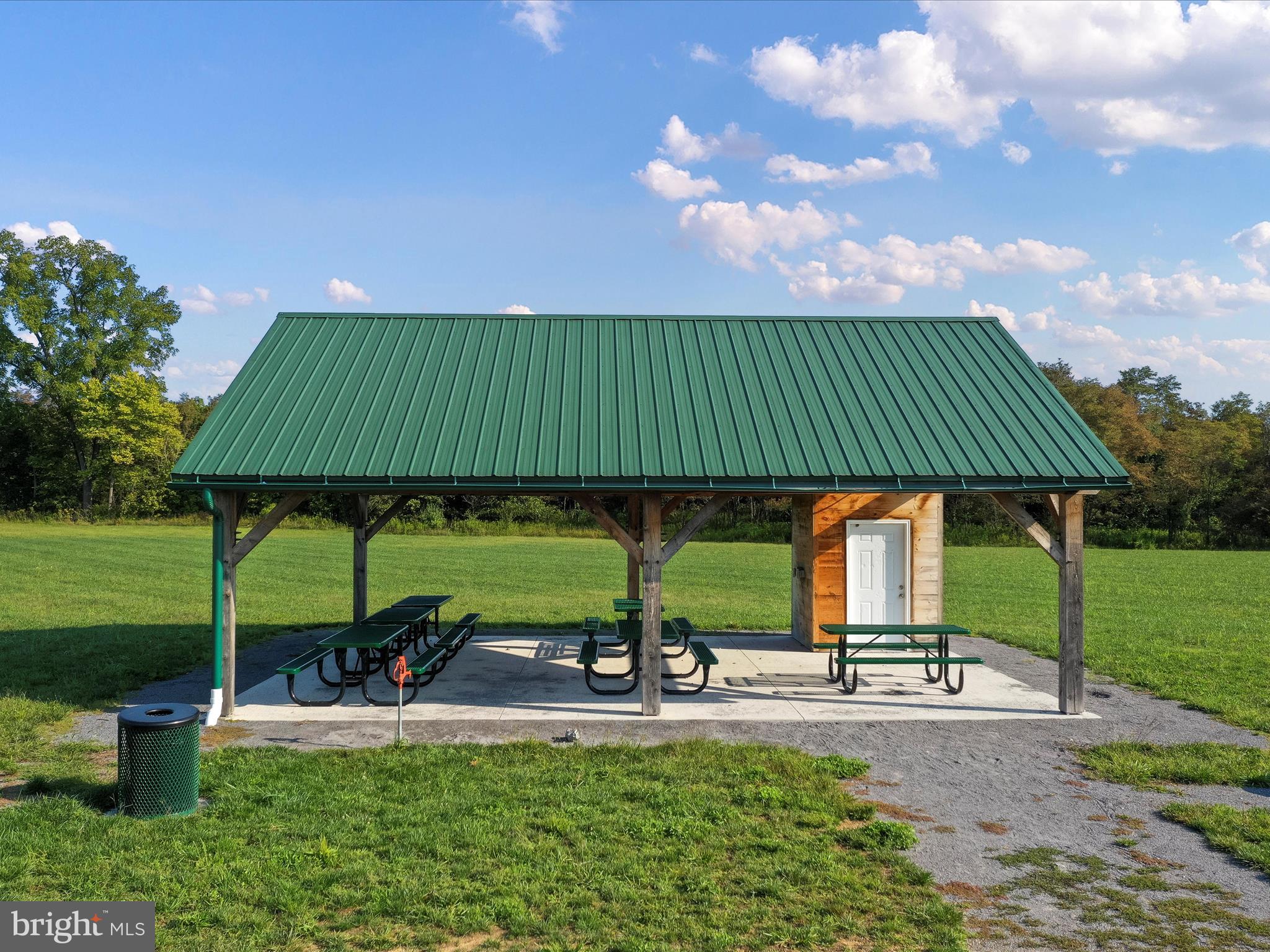 THE LAKES AT MARTINSBURG - Residential