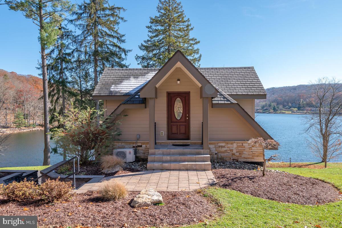 ROCK LODGE ROAD - Residential