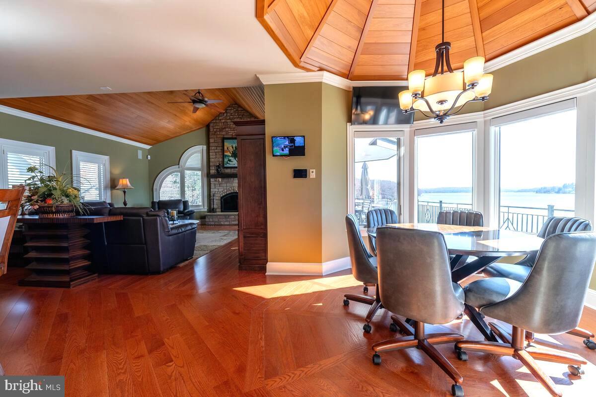 ROCK LODGE ROAD - Residential