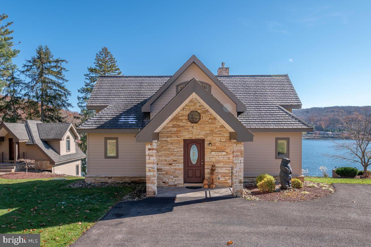 ROCK LODGE ROAD - Residential