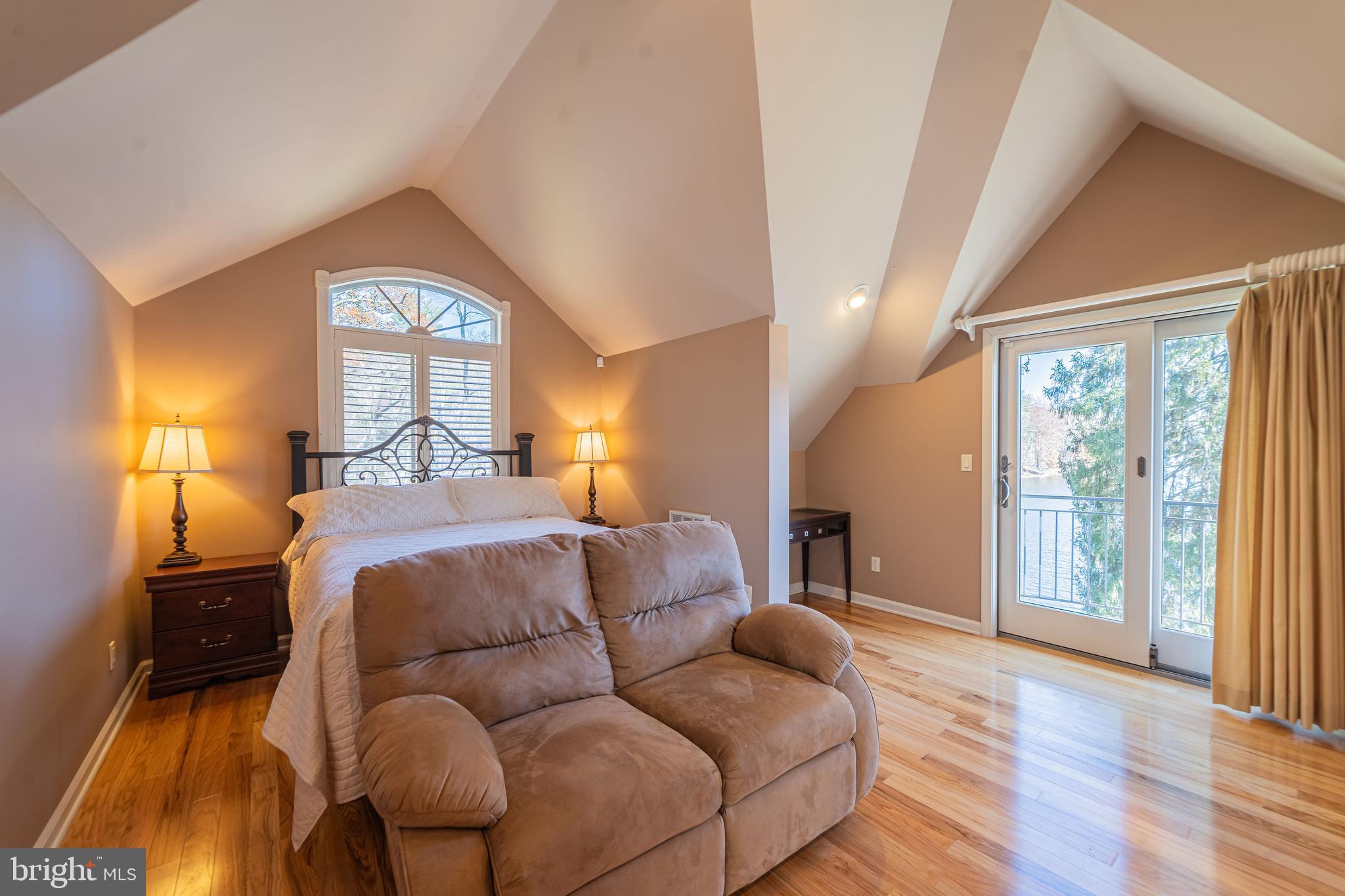 ROCK LODGE ROAD - Residential