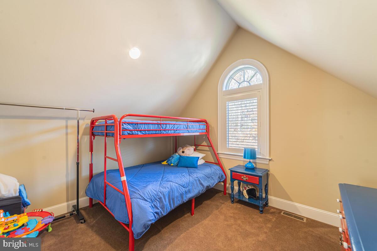 ROCK LODGE ROAD - Residential