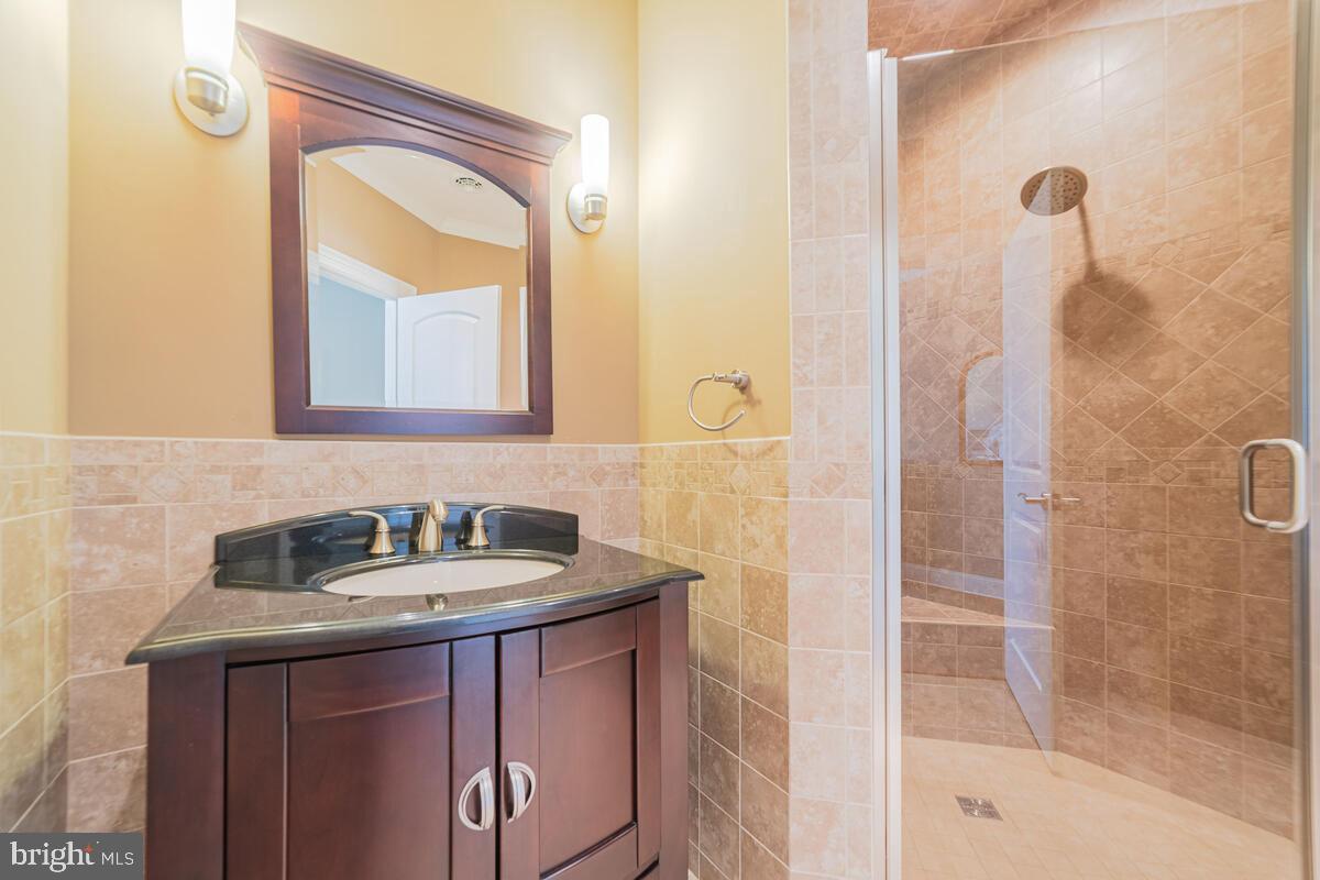 ROCK LODGE ROAD - Residential