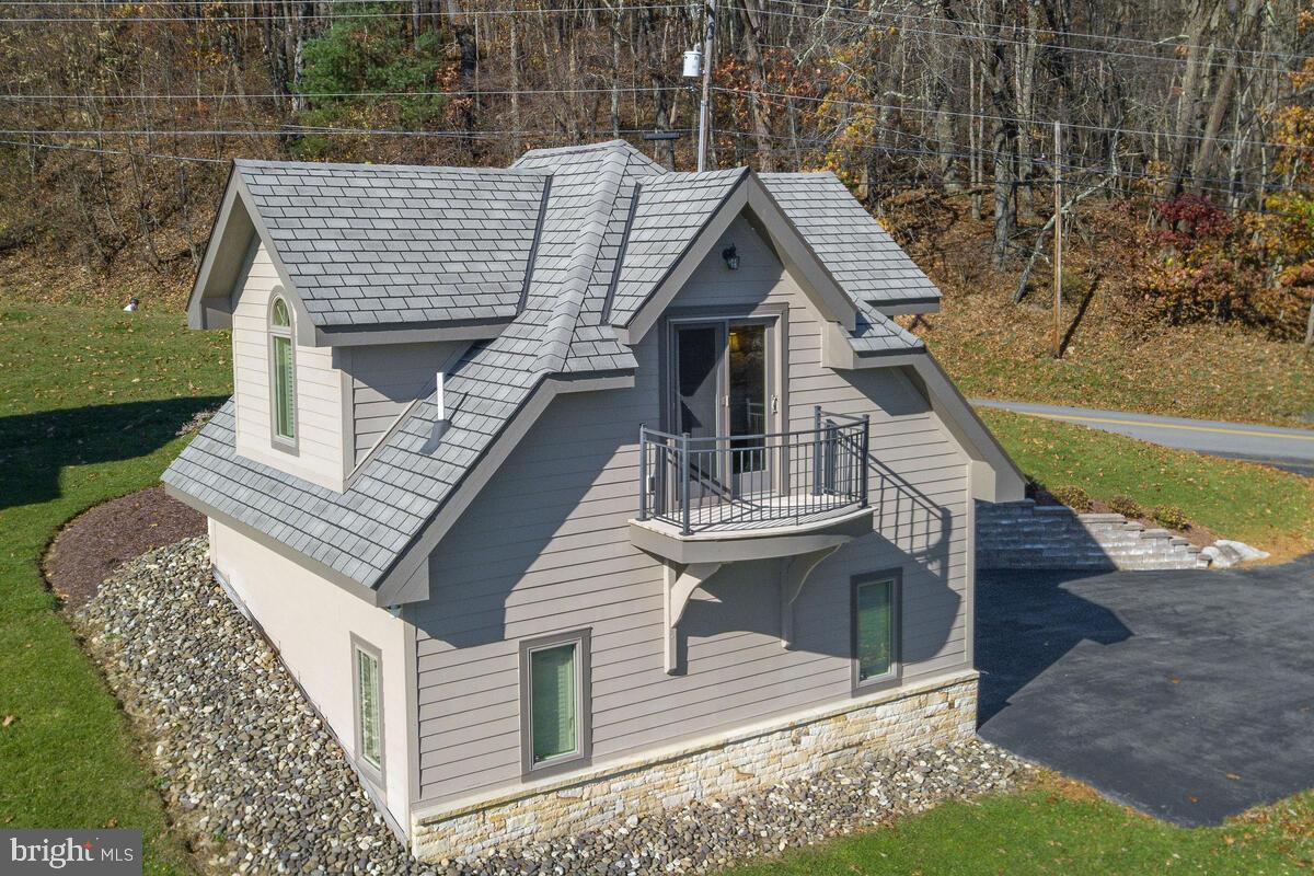 ROCK LODGE ROAD - Residential