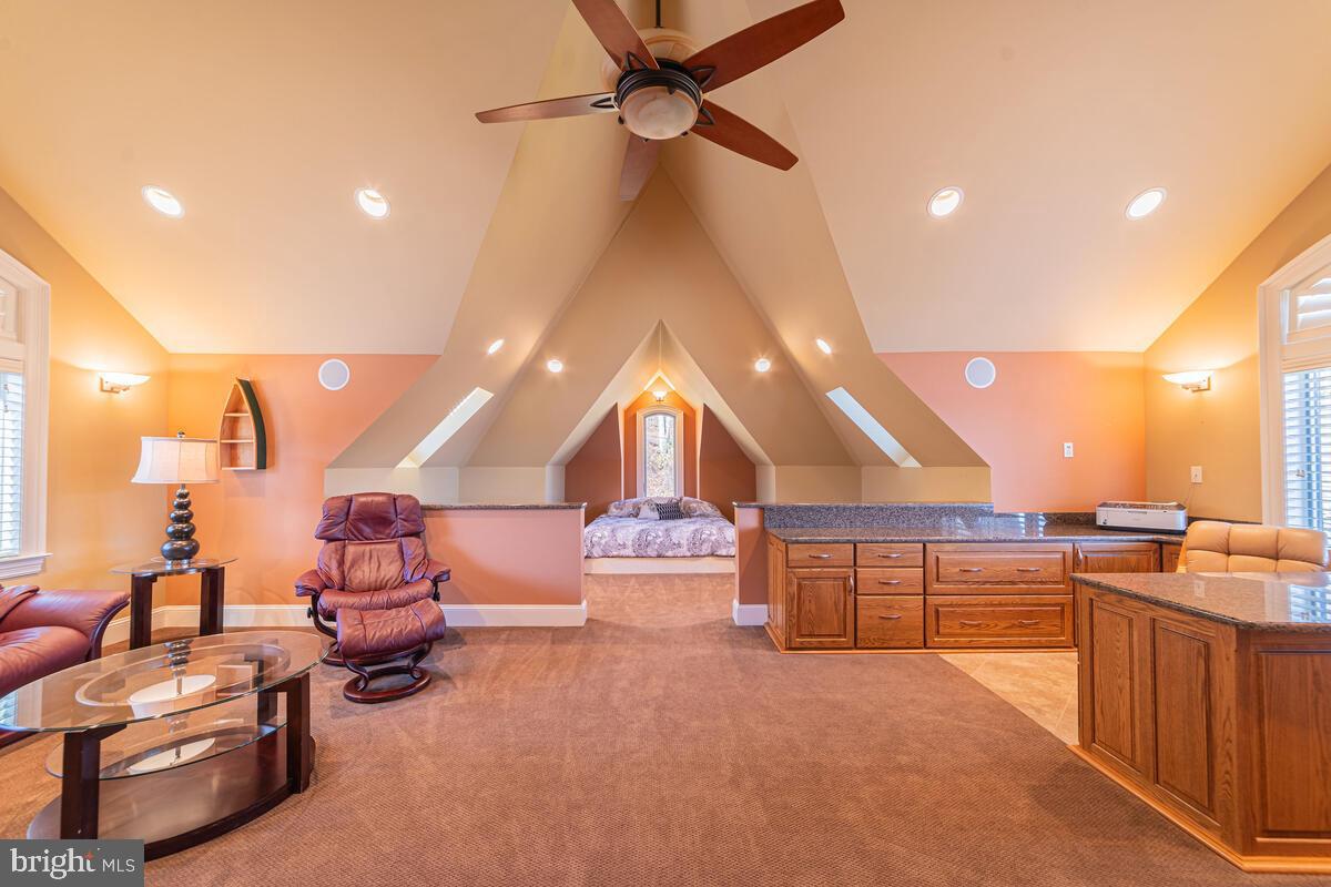 ROCK LODGE ROAD - Residential