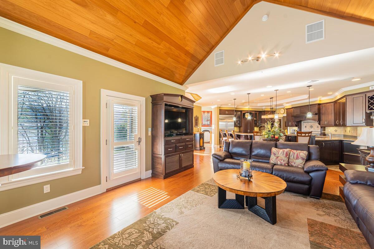 ROCK LODGE ROAD - Residential