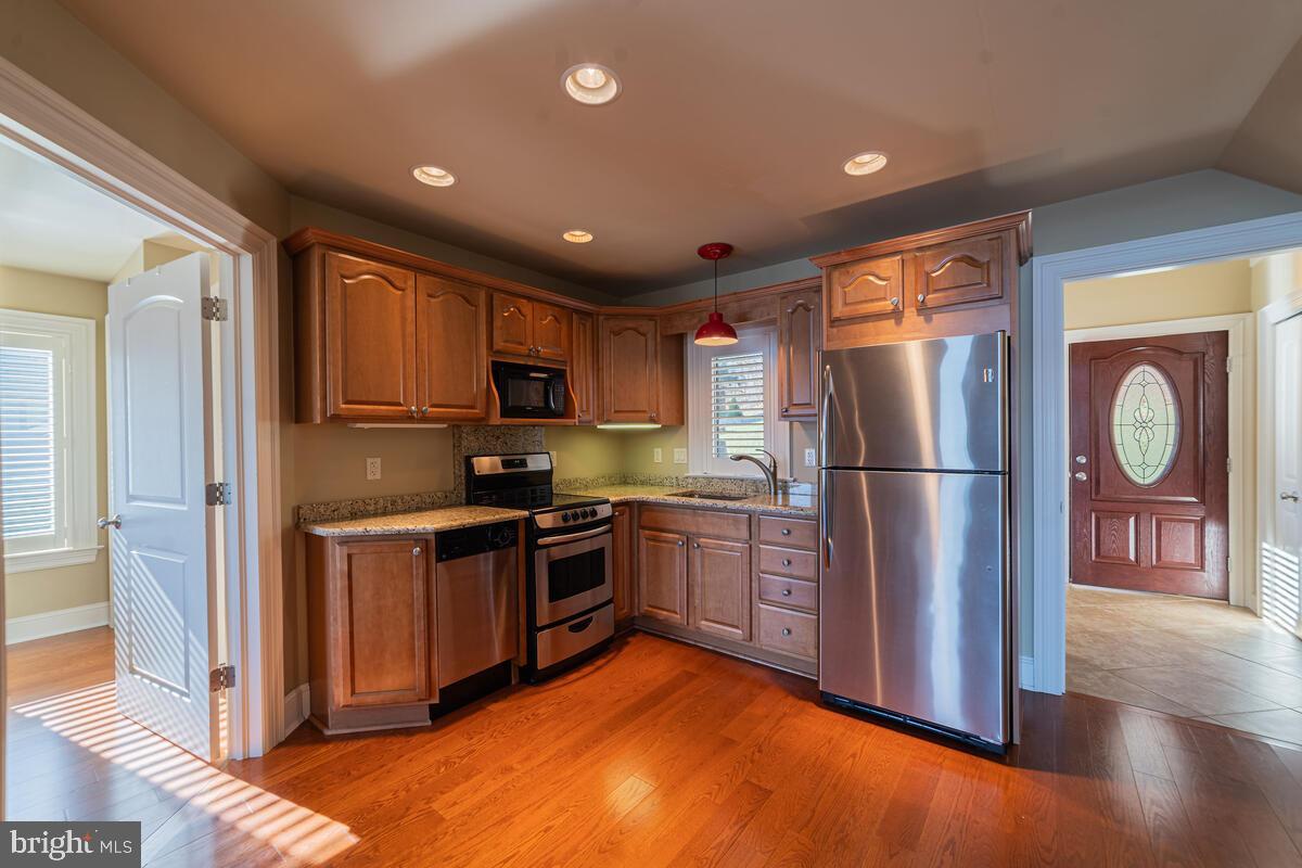 ROCK LODGE ROAD - Residential