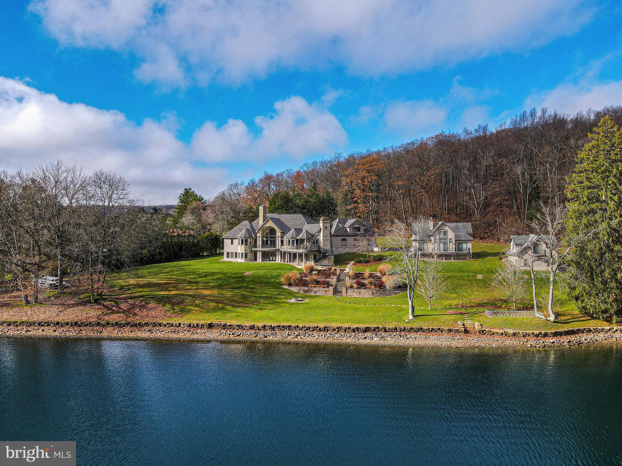 ROCK LODGE ROAD - Residential