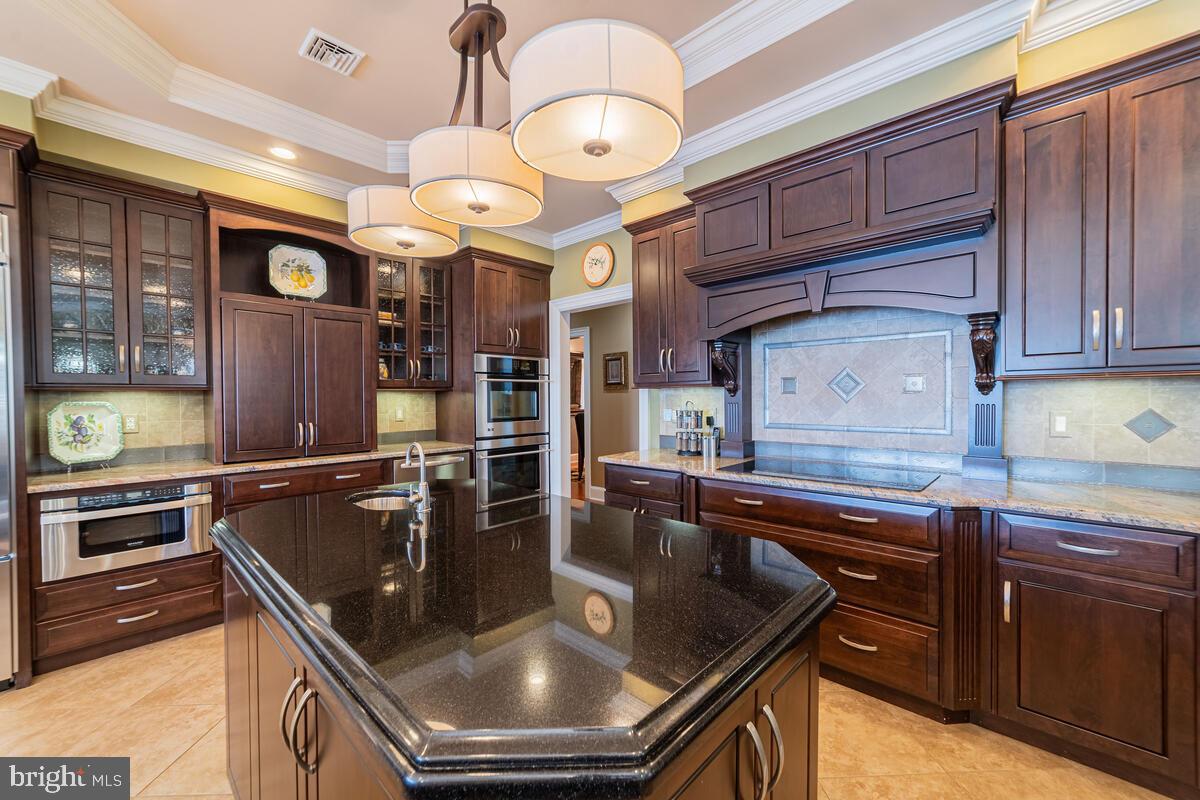 ROCK LODGE ROAD - Residential