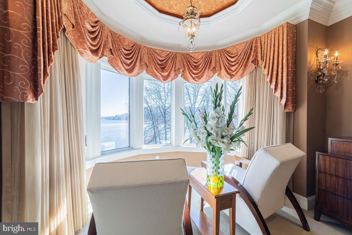 ROCK LODGE ROAD - Residential