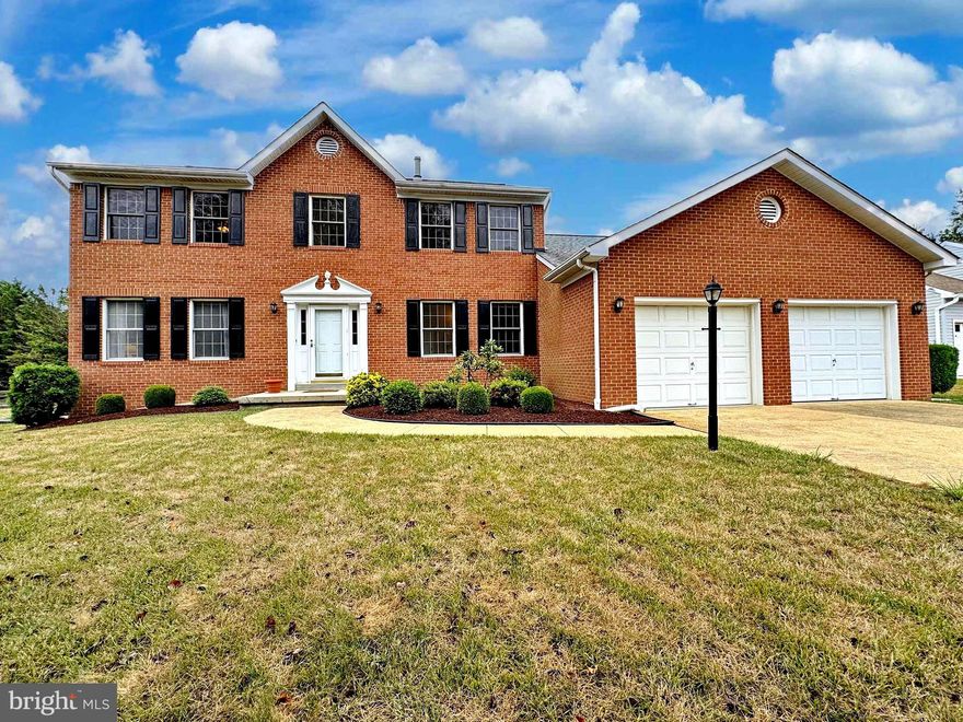 This stately home is located in the Greenmont subdivision, convenient to everything and move-in ready!  On the main level, the open foyer leads to the eat-in kitchen and  is open to the spacious  family room.  The sliding glass doors and windows allow for an abundance of natural light. A family-sized dining room, formal living room and half bath are also located on this level.  The laundry room is connected to the garage and has plenty of space for additional pantry storage or can be used as a mudroom.  Three ample sized bedrooms, a full-bathroom and the primary suite are on the upper level. The lower level is unfinished and limited only by your imagination.  The backyard is fully fenced-in and has a deck perfect for entertaining and a shed for additional storage.  Hurry in before this gem is off the market.