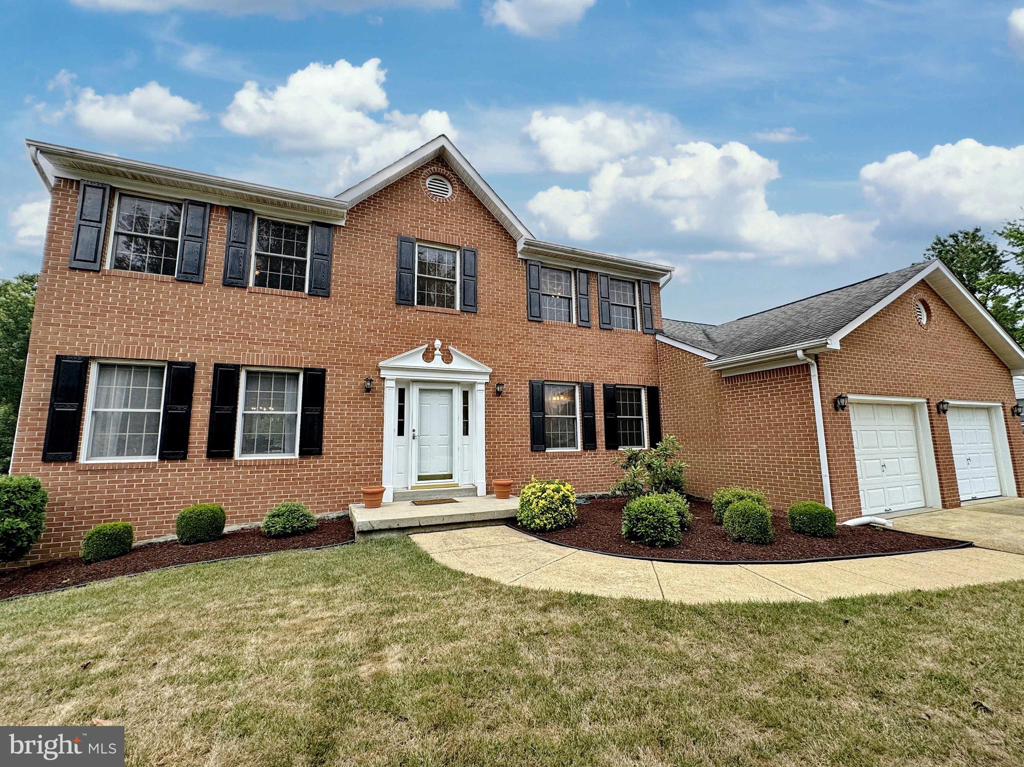 GREENMONT - Residential