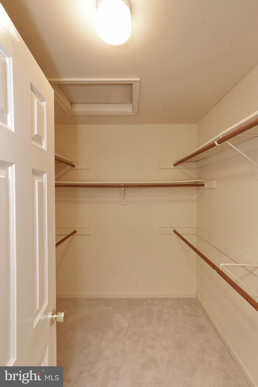 GREENMONT - Residential