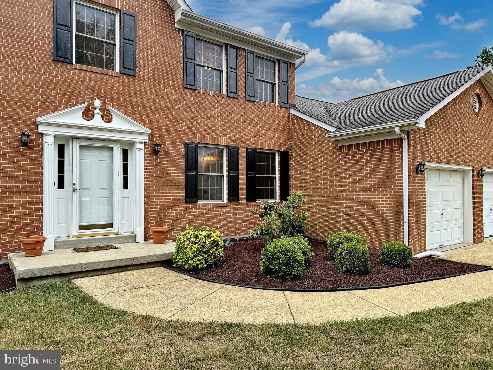 GREENMONT - Residential