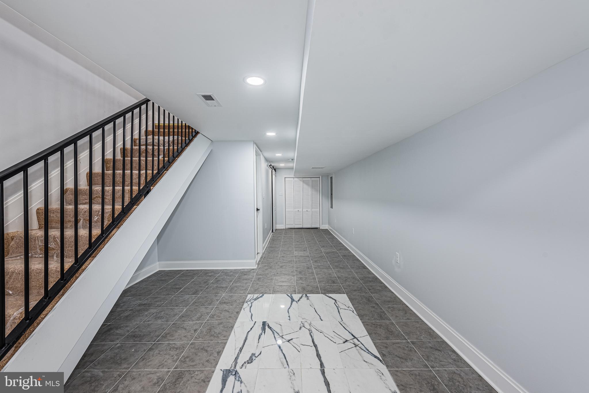 MIDTOWN EDMONDSON - Residential