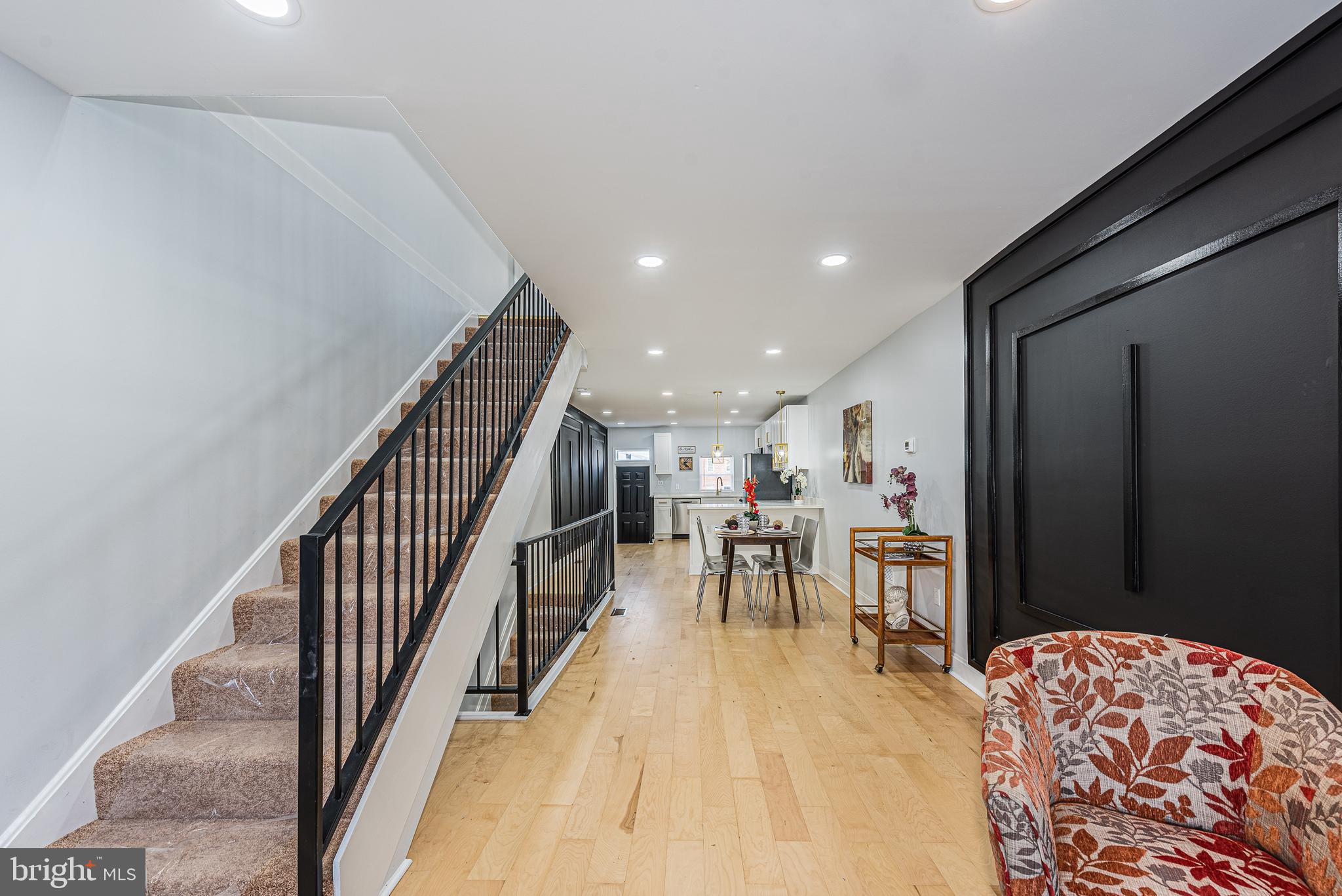 MIDTOWN EDMONDSON - Residential