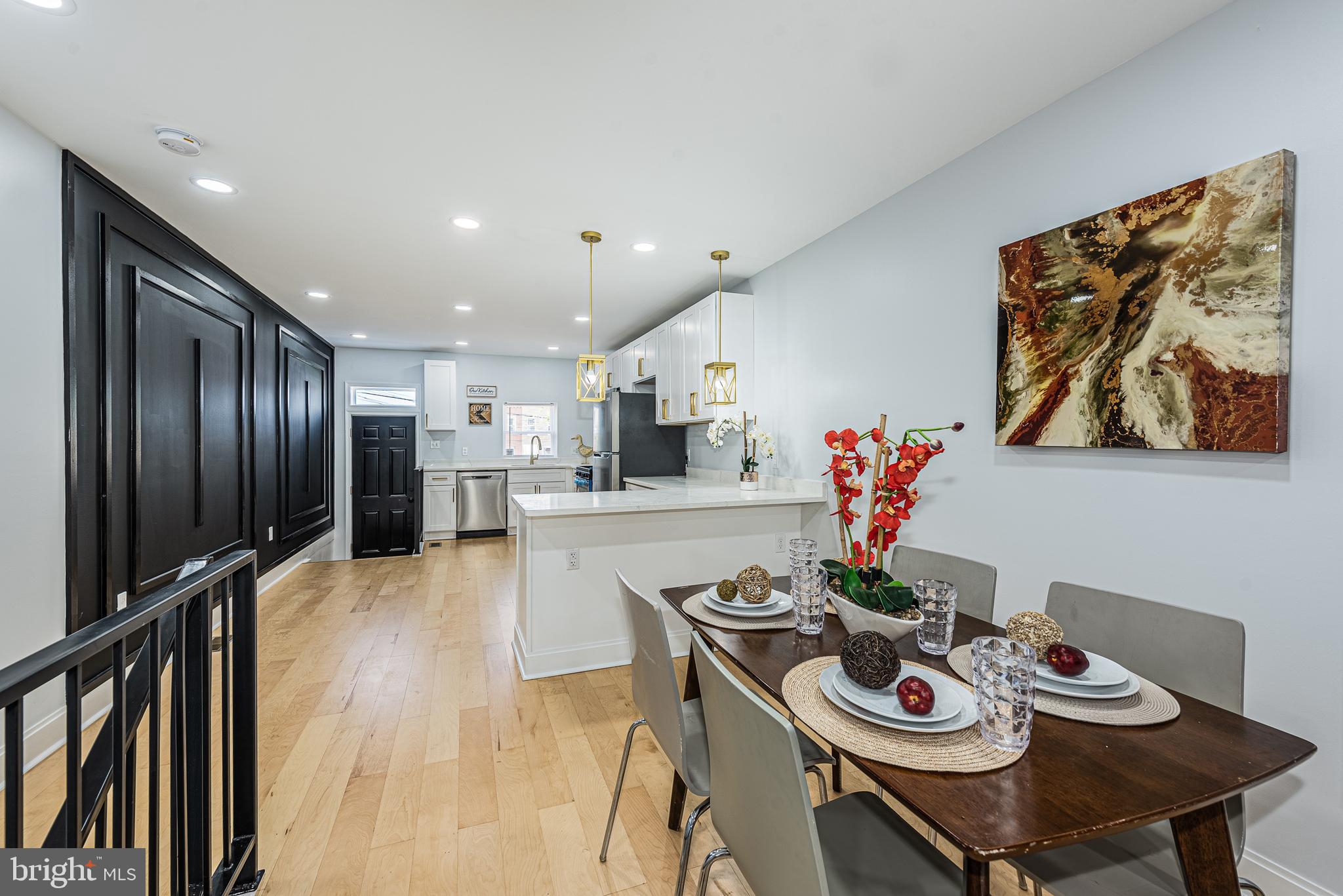 MIDTOWN EDMONDSON - Residential