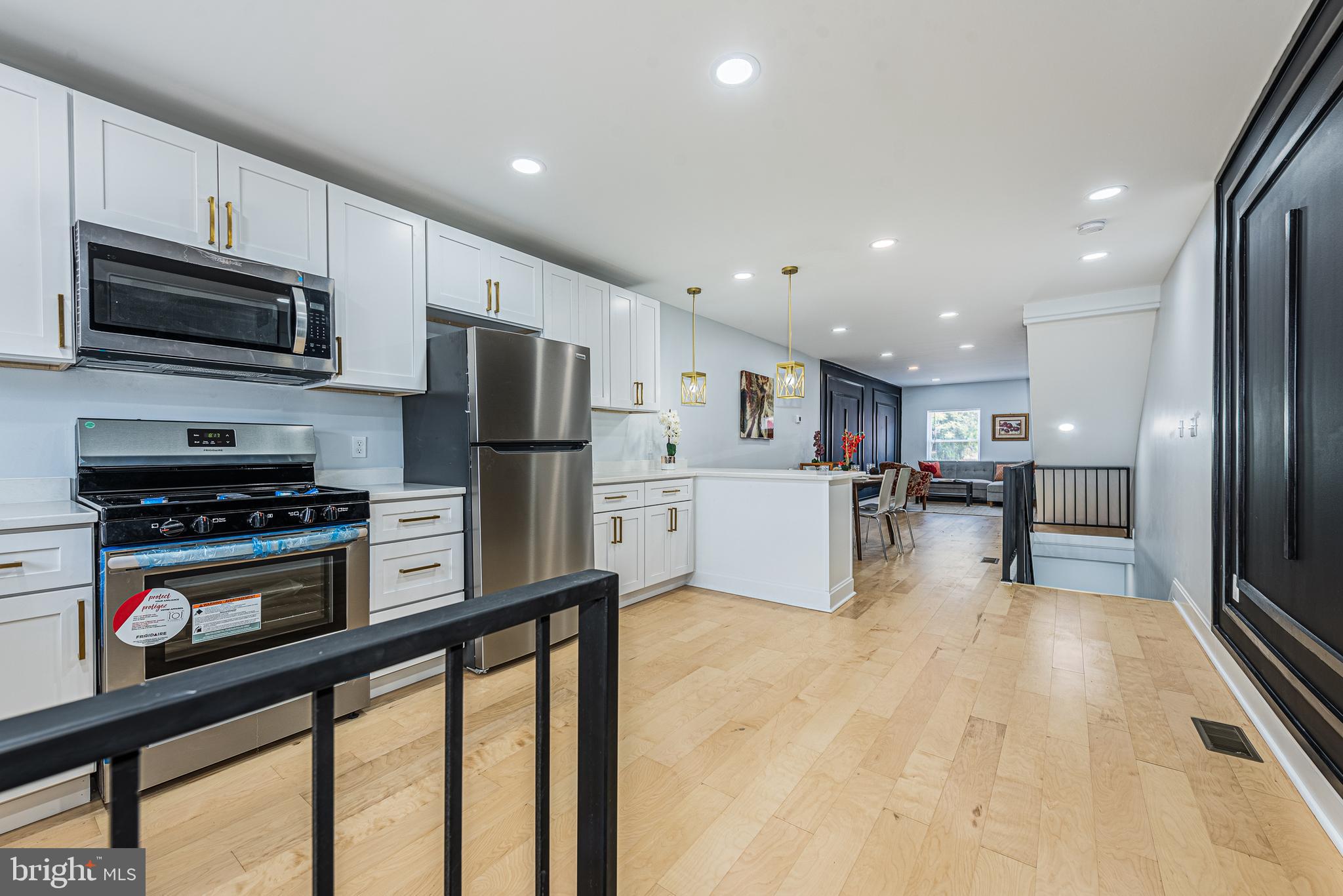 MIDTOWN EDMONDSON - Residential