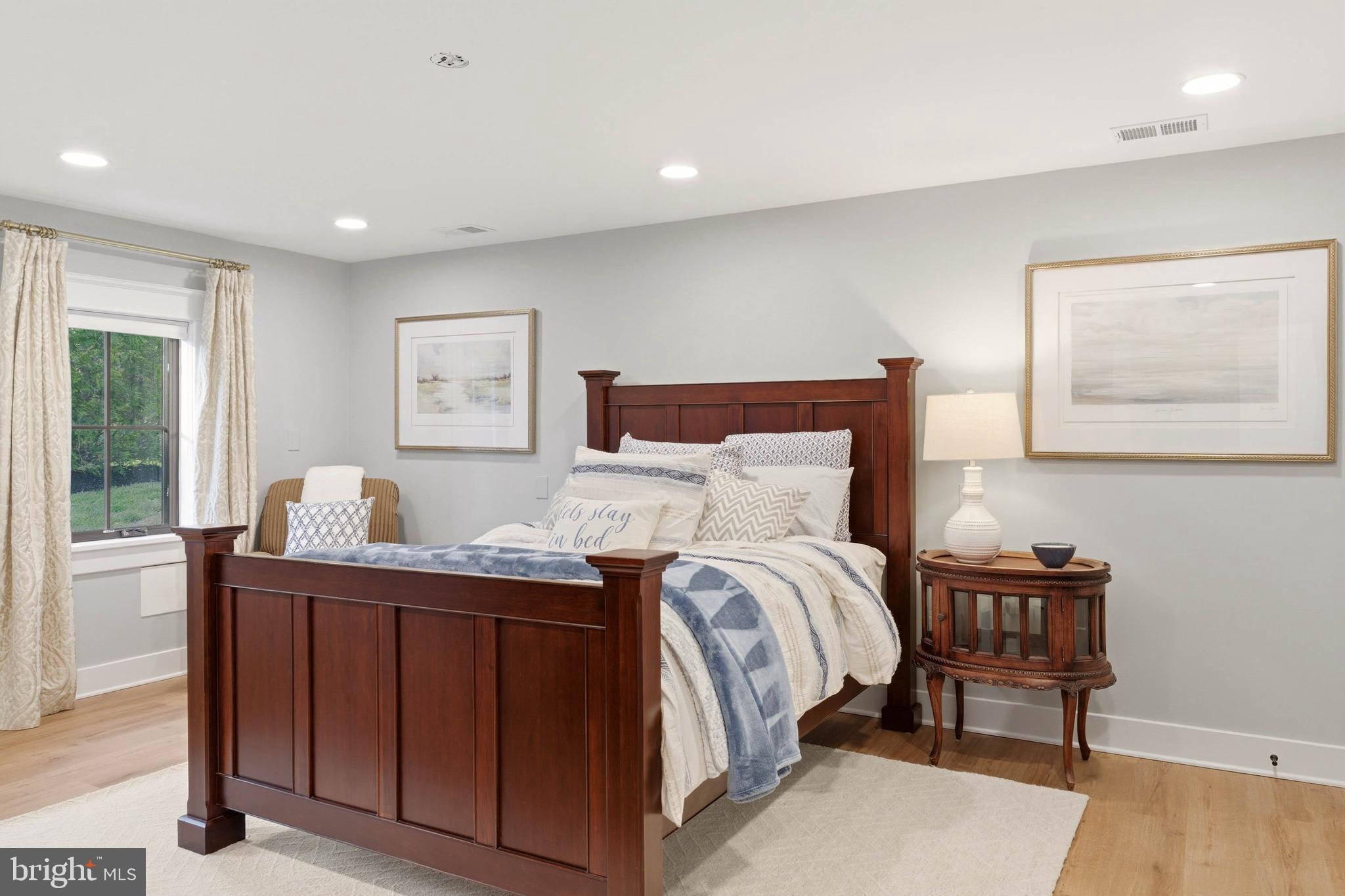 ASHLAND - Residential