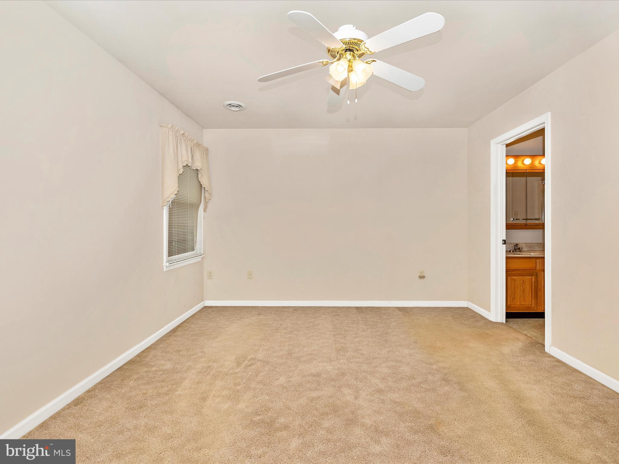 SOUTH POINTE - Residential