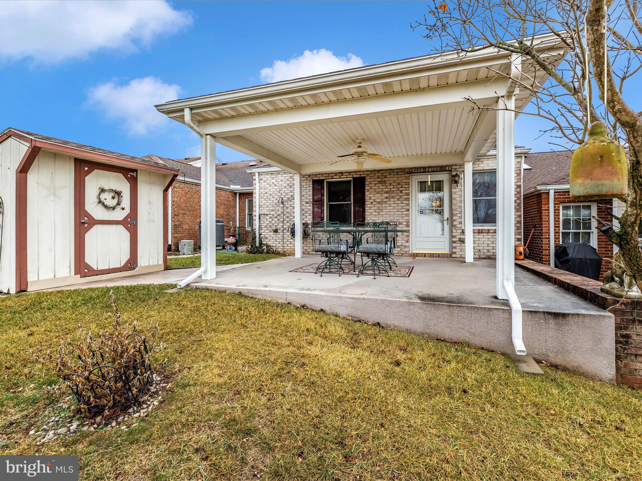 SOUTH POINTE - Residential