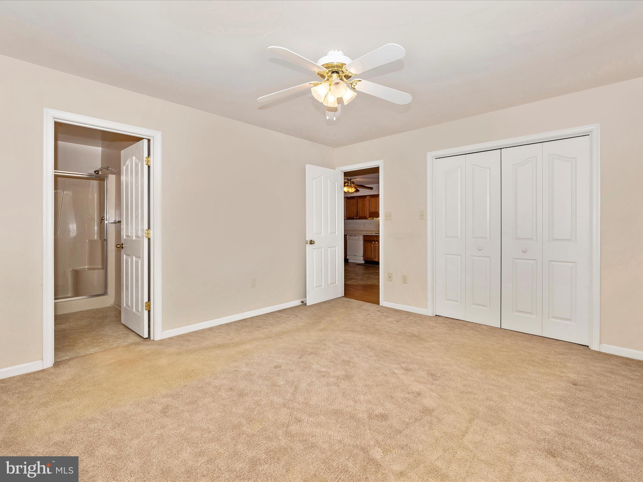 SOUTH POINTE - Residential