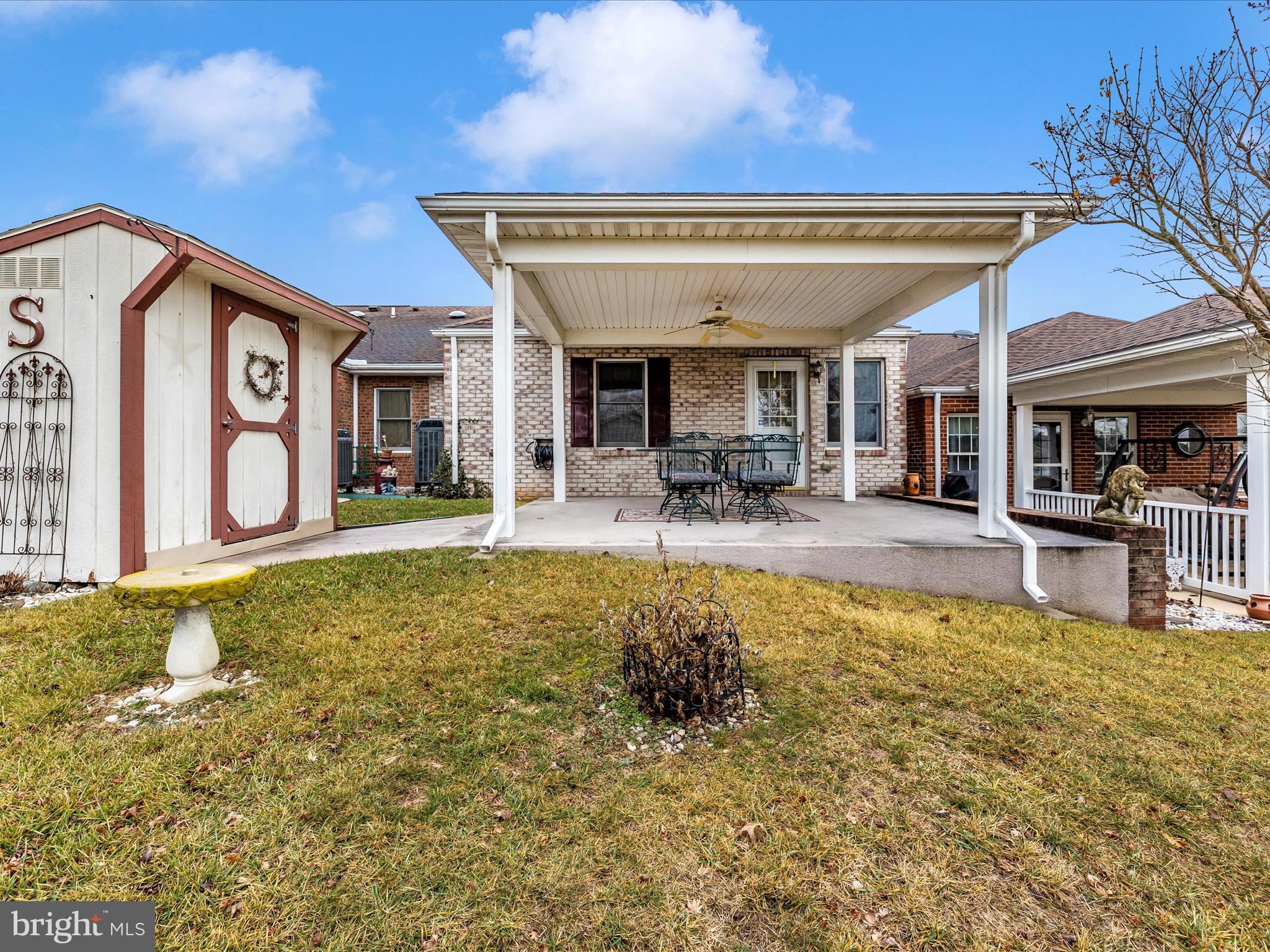 SOUTH POINTE - Residential