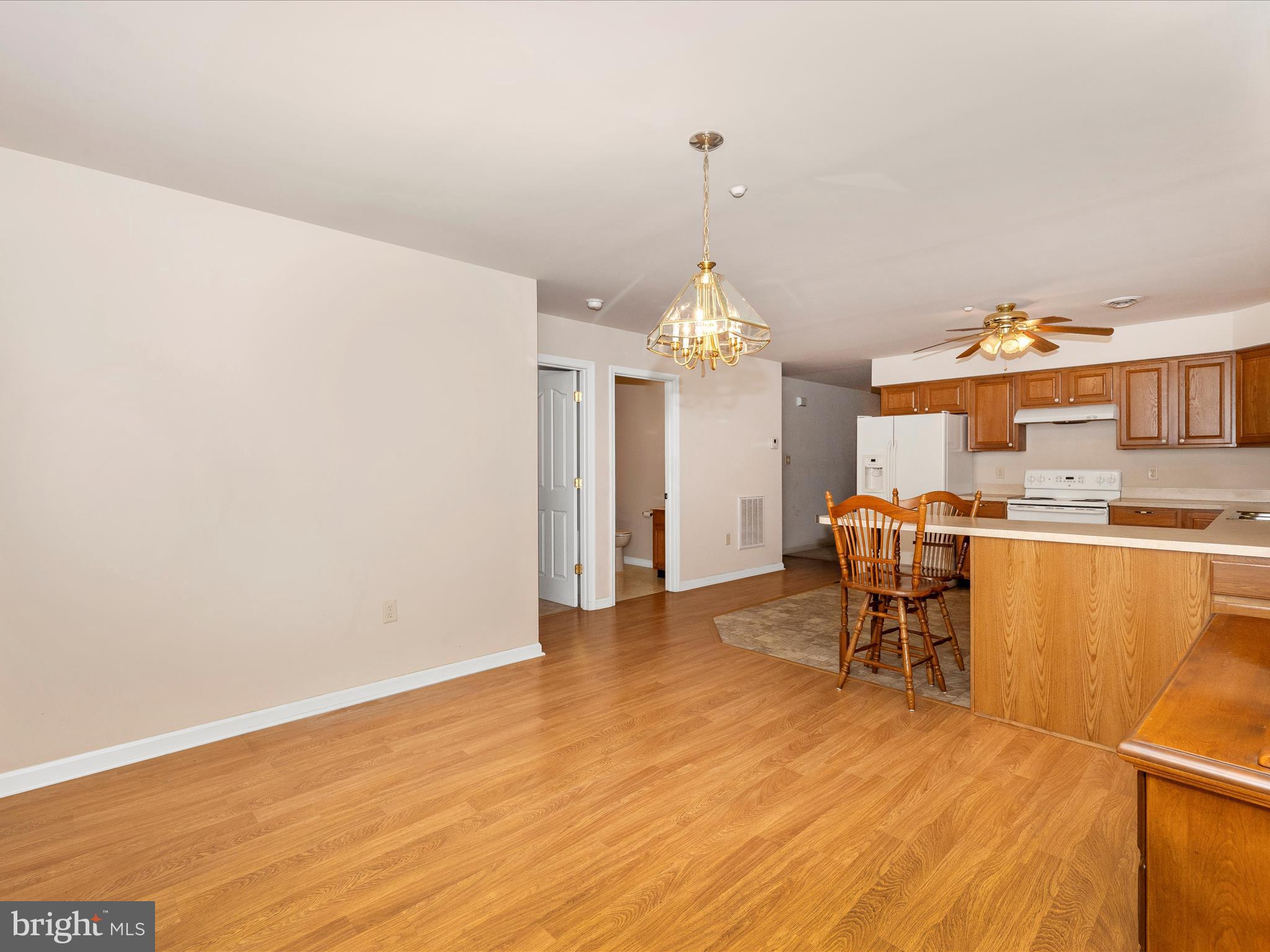 SOUTH POINTE - Residential