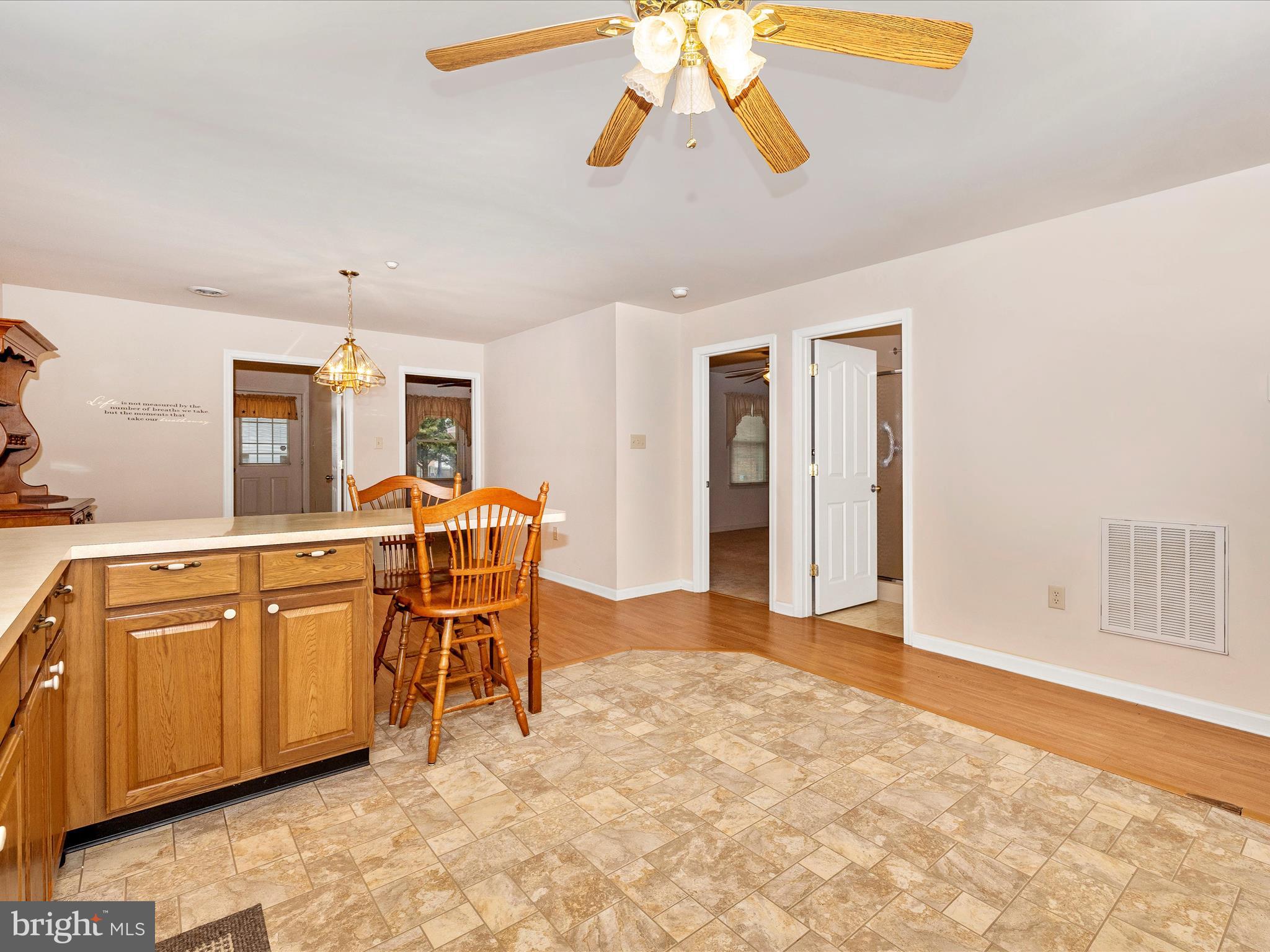 SOUTH POINTE - Residential