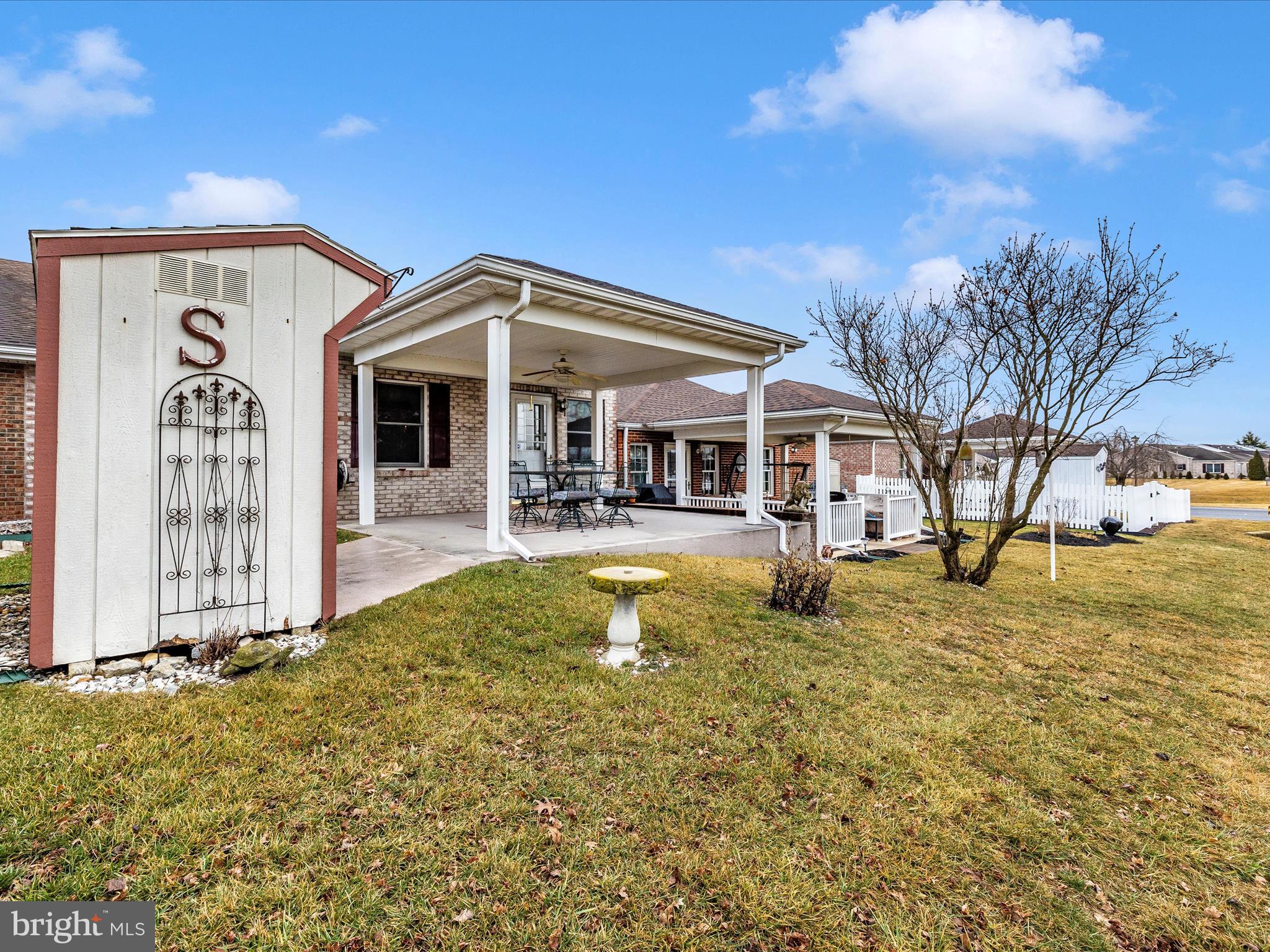 SOUTH POINTE - Residential