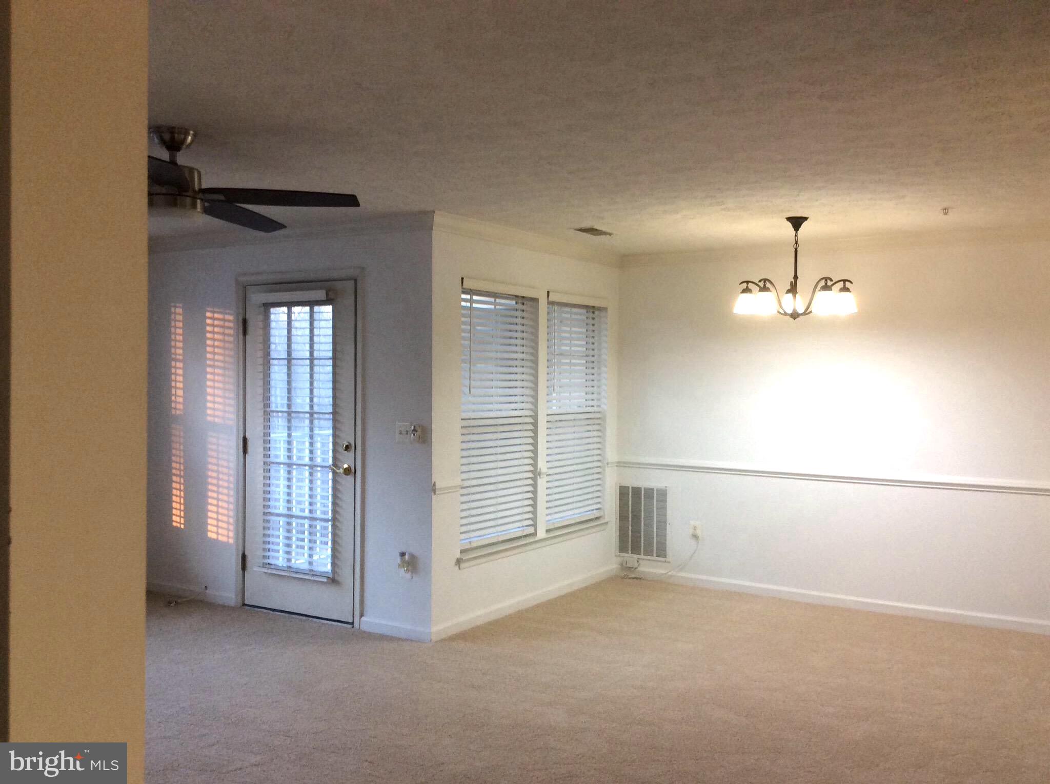 SILVER LAKE - Residential