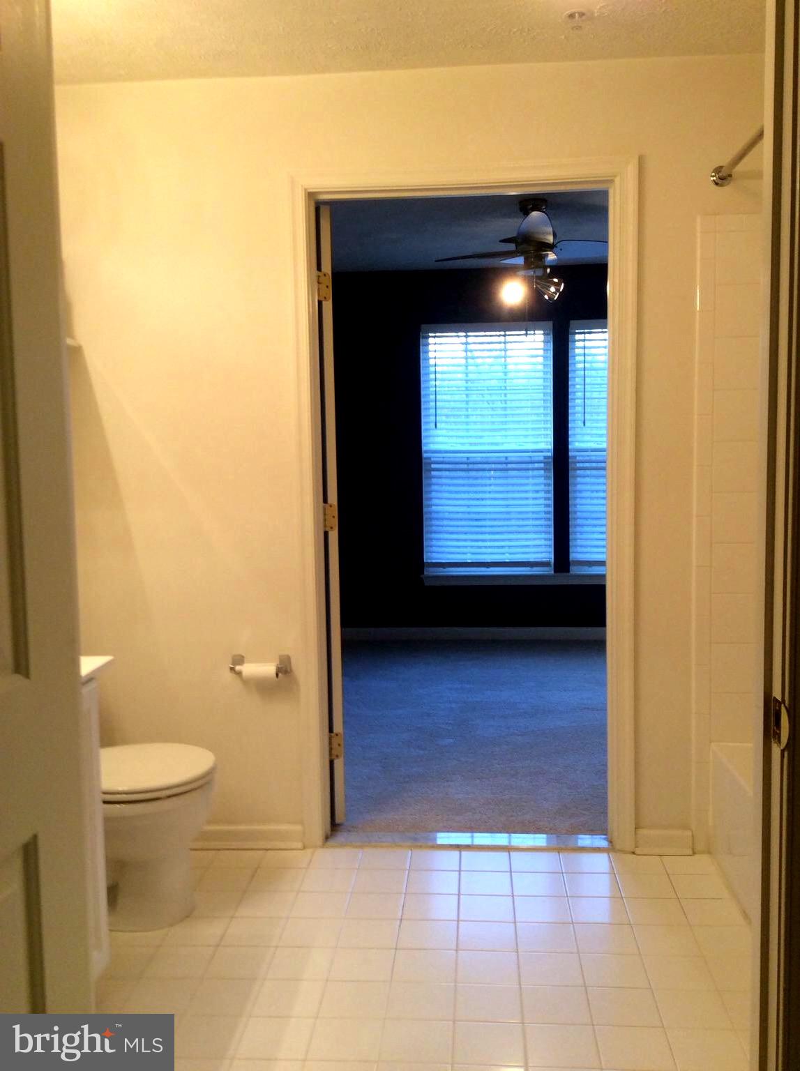 SILVER LAKE - Residential