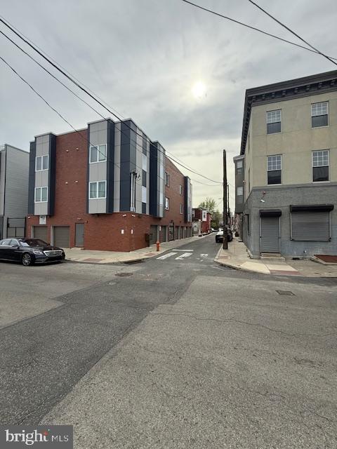 NORRIS SQUARE - Residential
