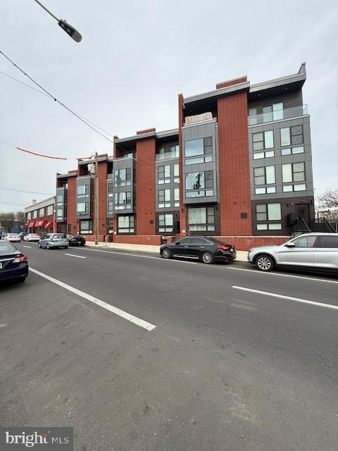 NORRIS SQUARE - Residential