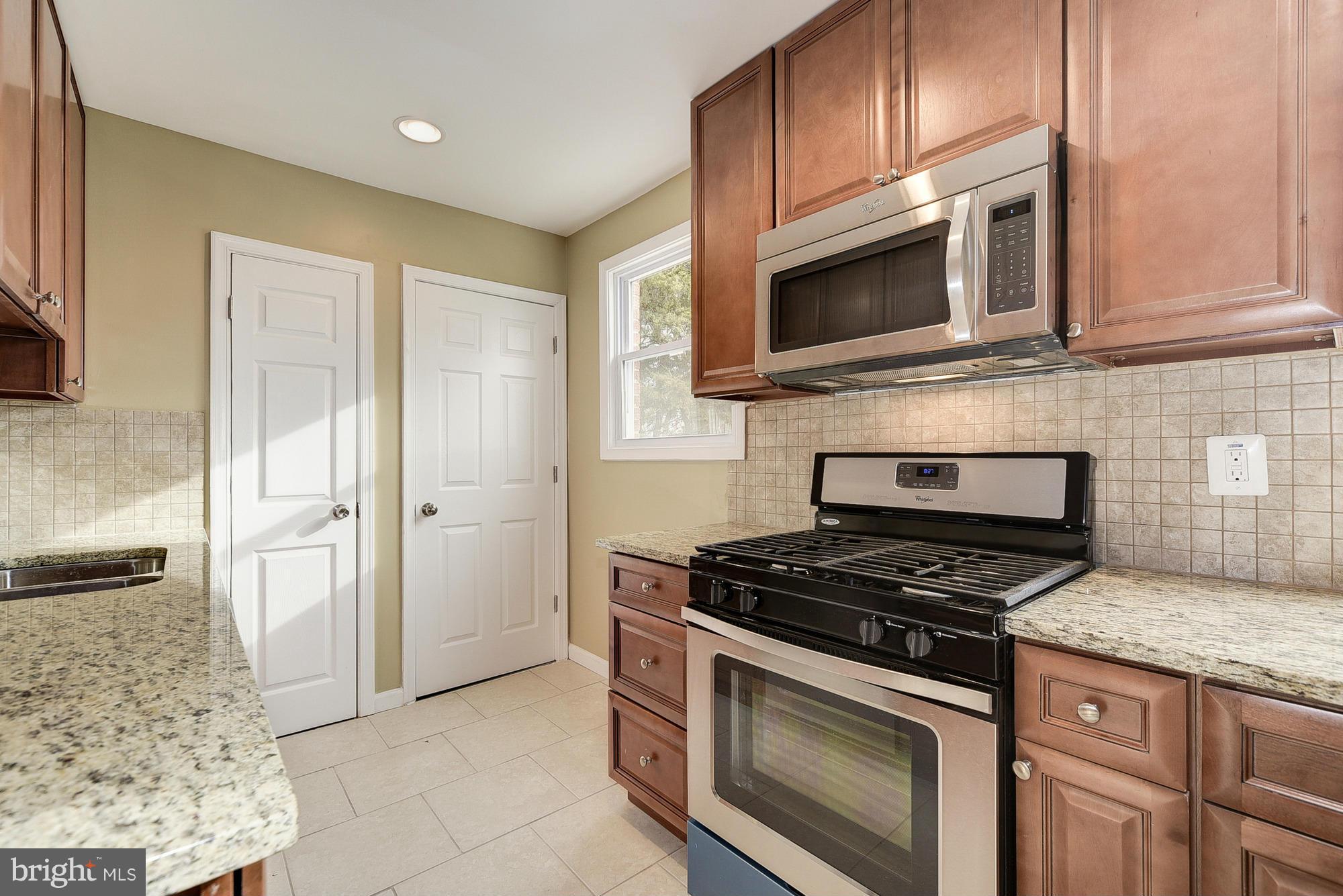 WOODLAWN HEIGHTS - Residential