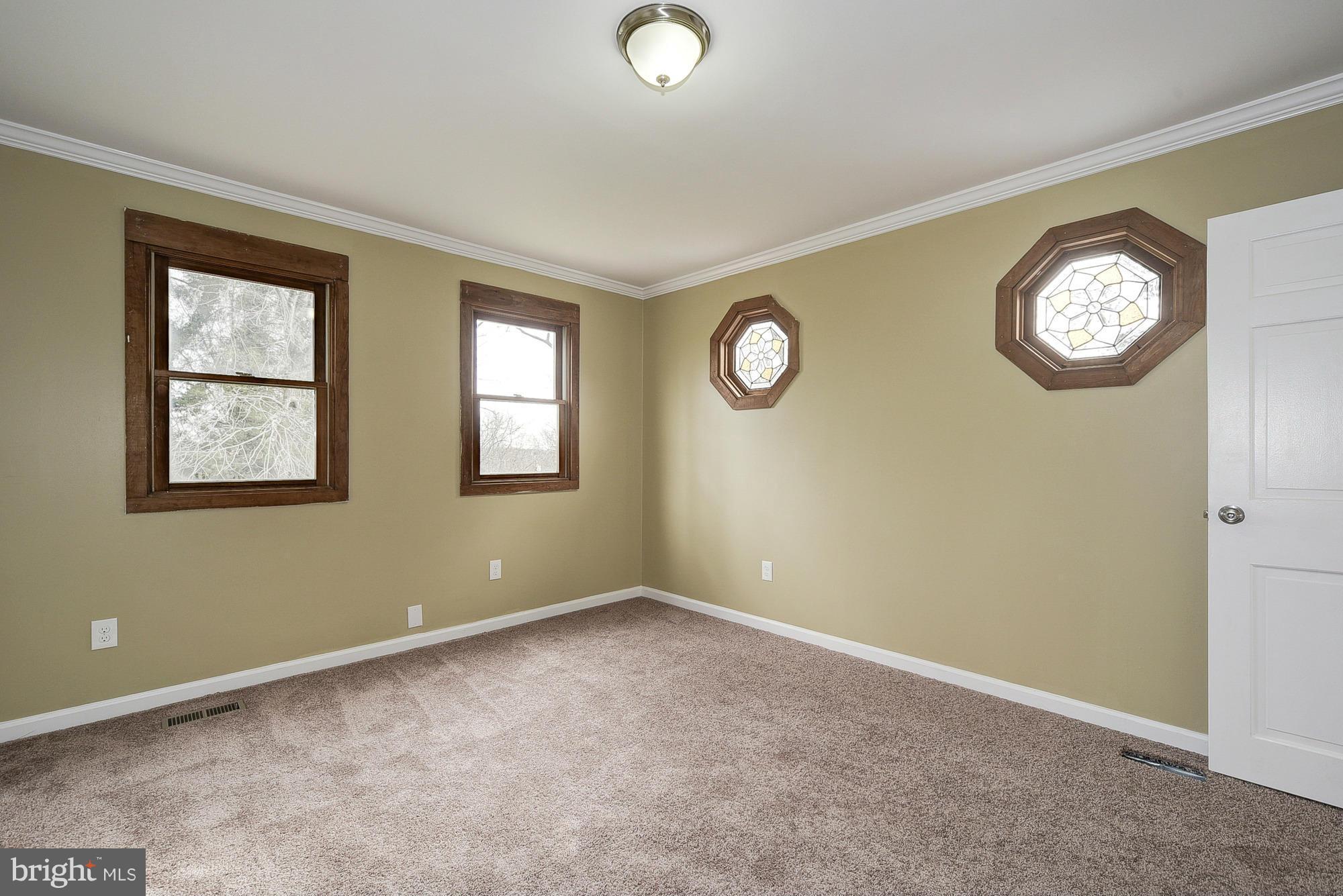 WOODLAWN HEIGHTS - Residential