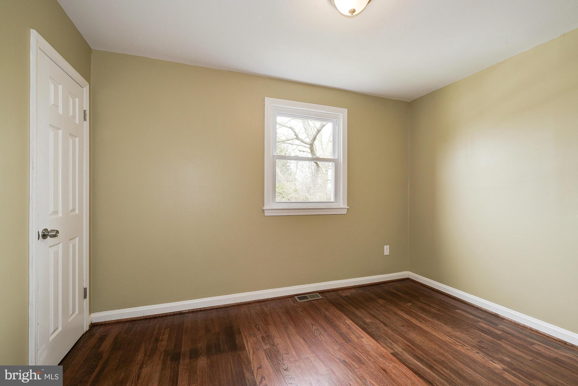 WOODLAWN HEIGHTS - Residential